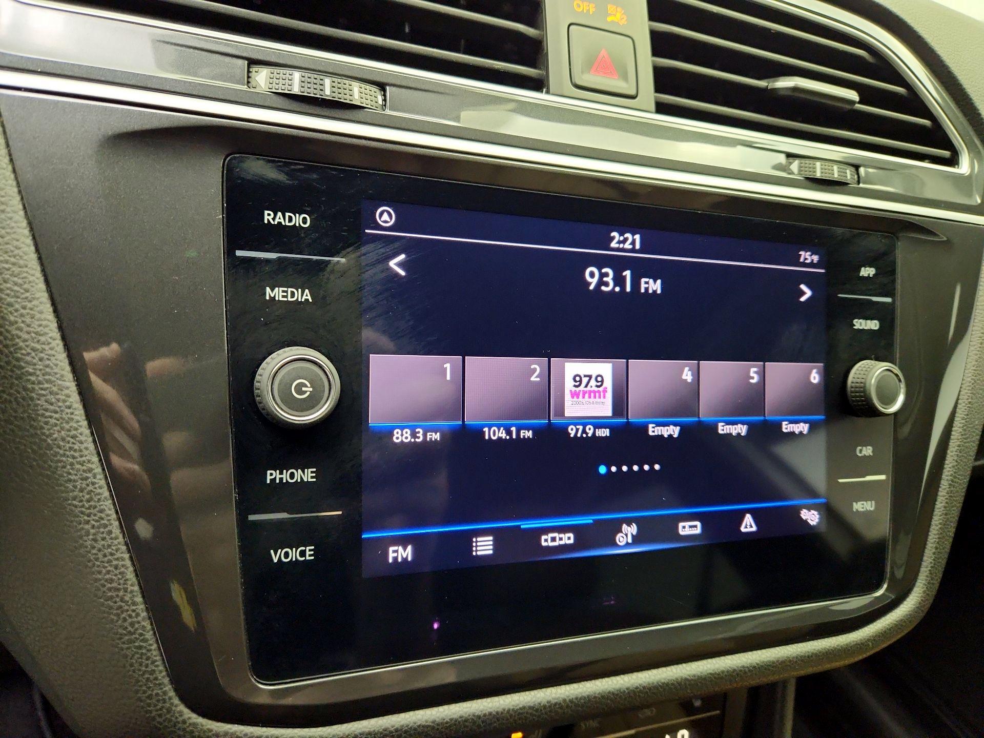 Thumbnail: 2024 Volkswagen Tiguan - 15