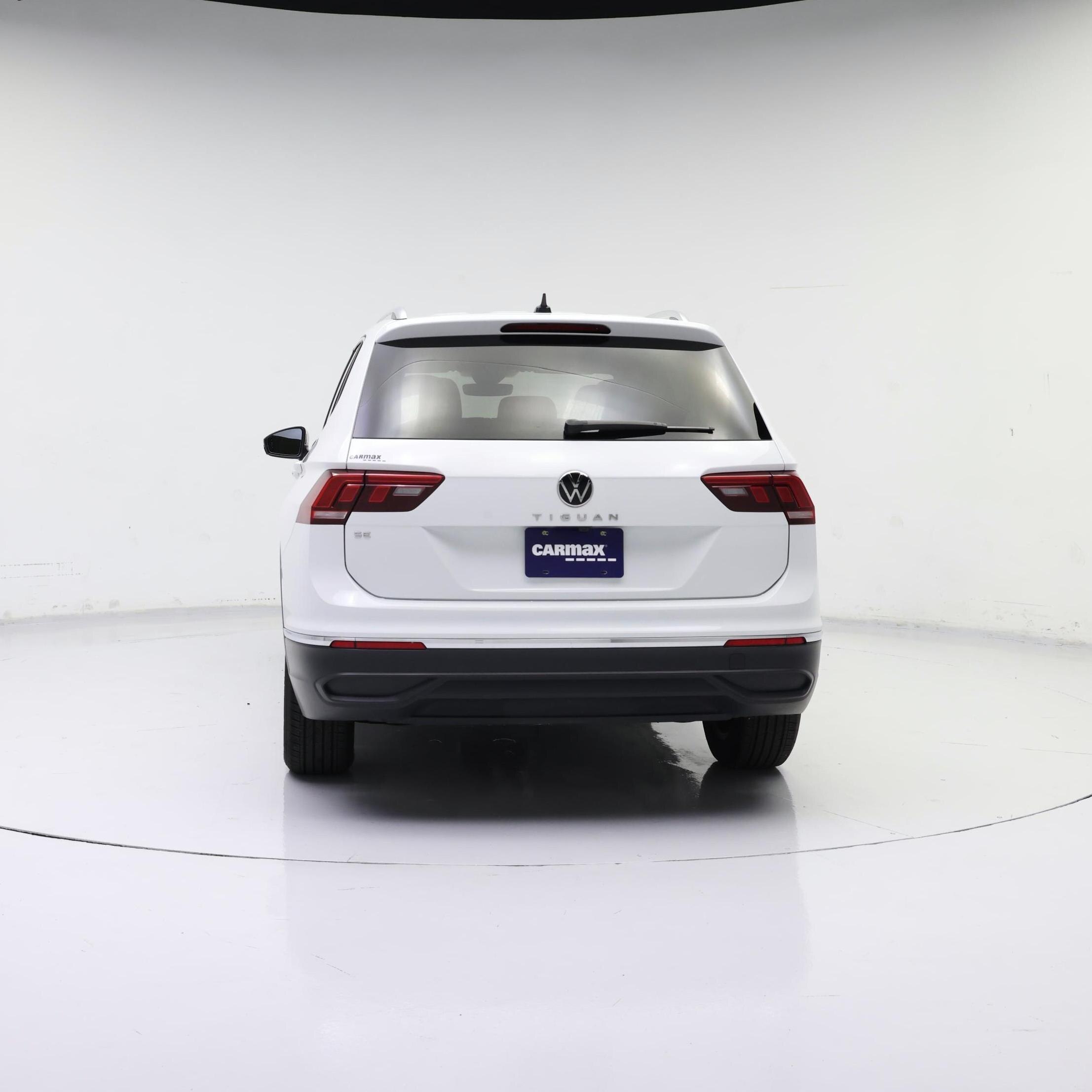 Thumbnail: 2024 Volkswagen Tiguan - 6