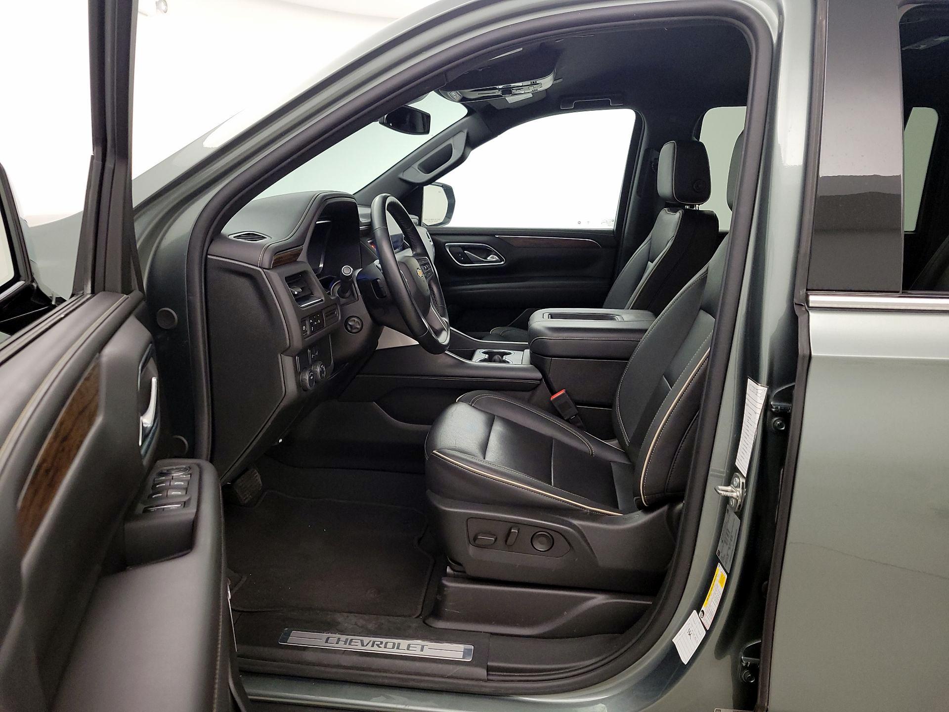 Thumbnail: 2023 Chevrolet Suburban - 11