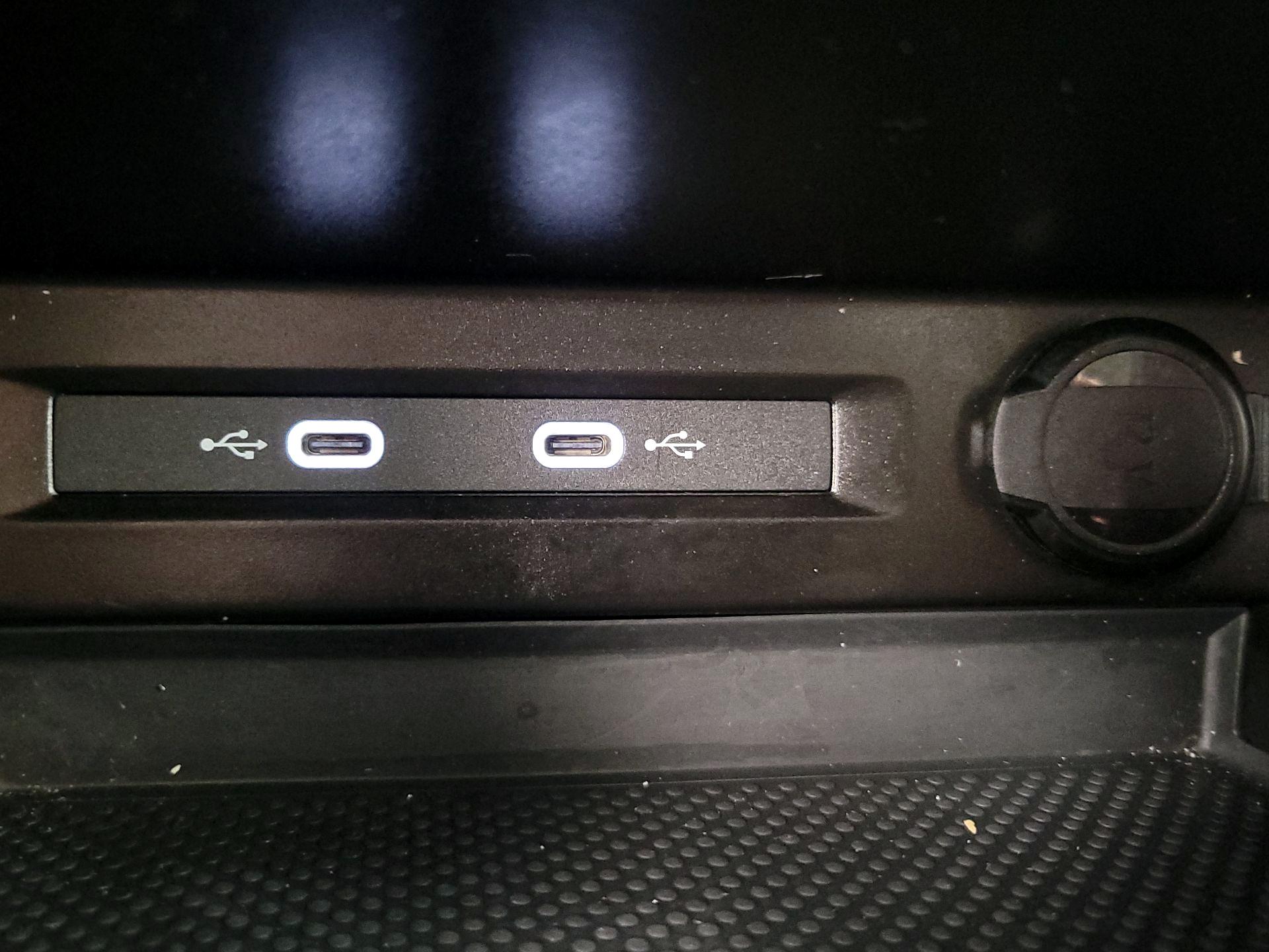 Thumbnail: 2024 Volkswagen Tiguan - 18