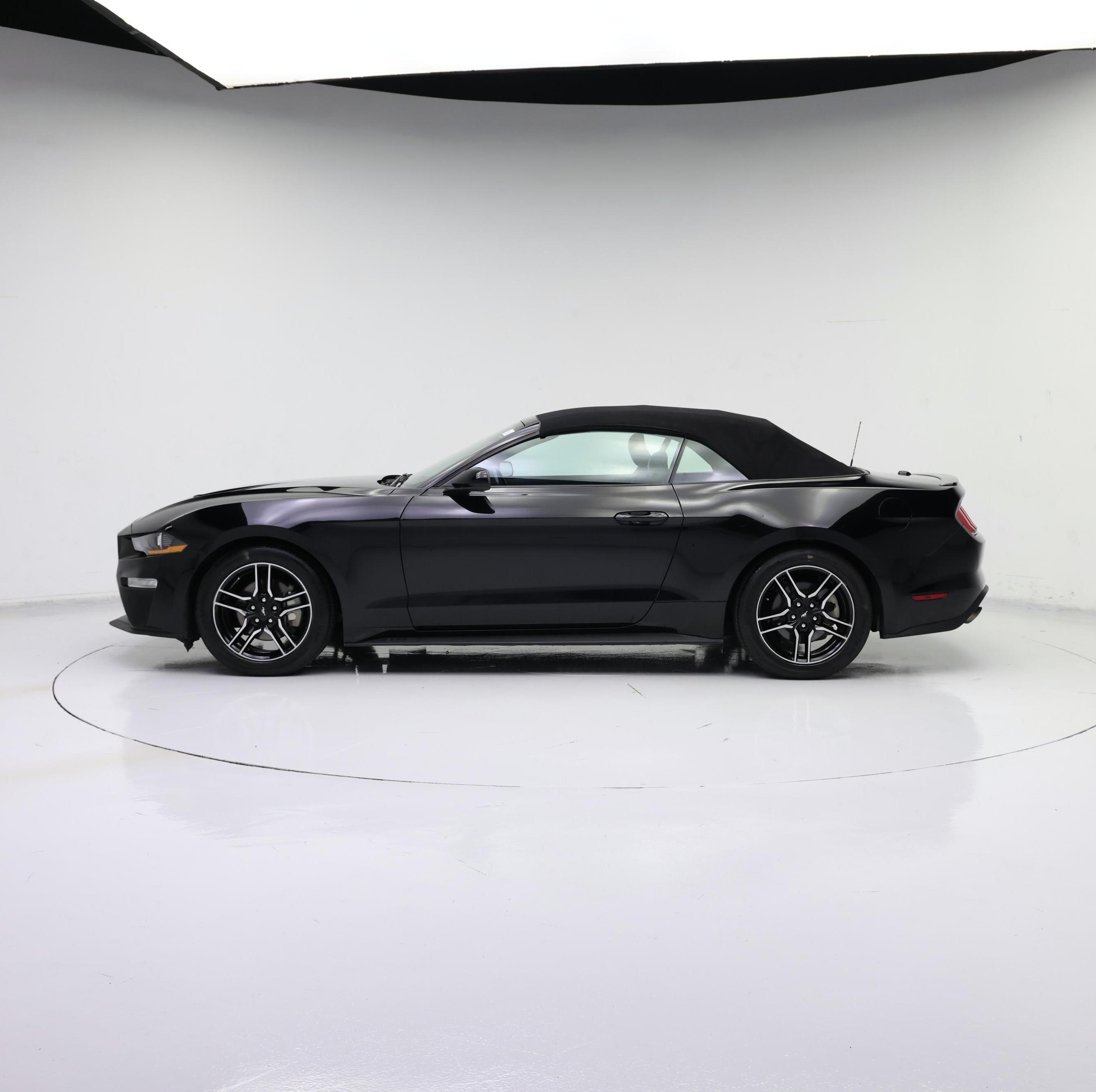 Thumbnail: 2023 Ford Mustang - 3