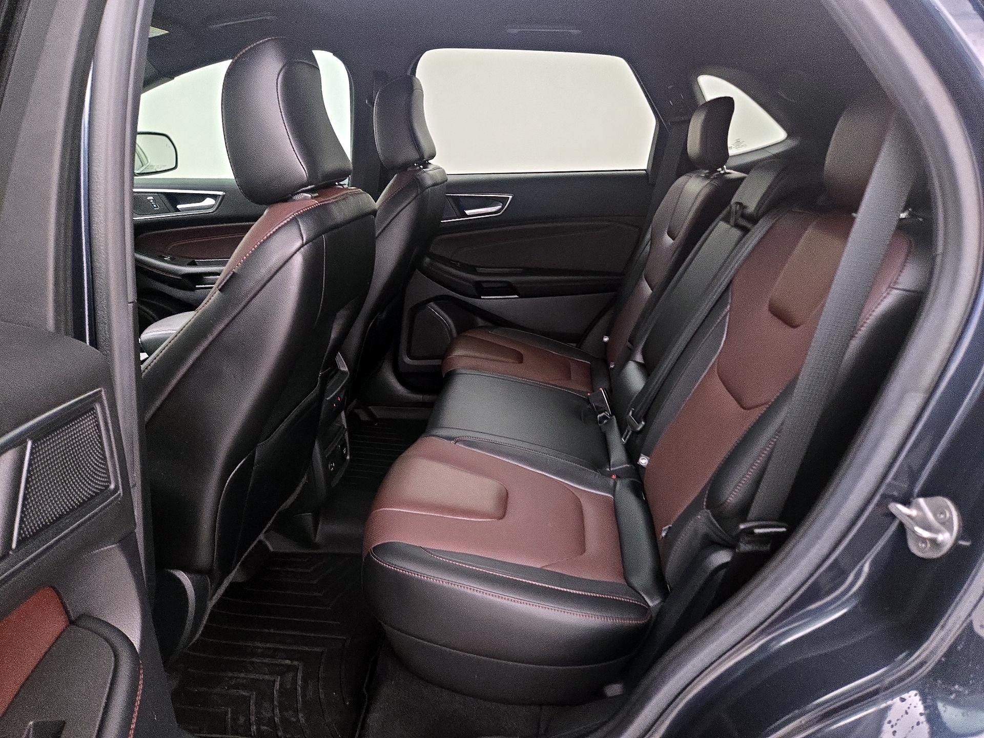 Thumbnail: 2022 Ford Edge - 20