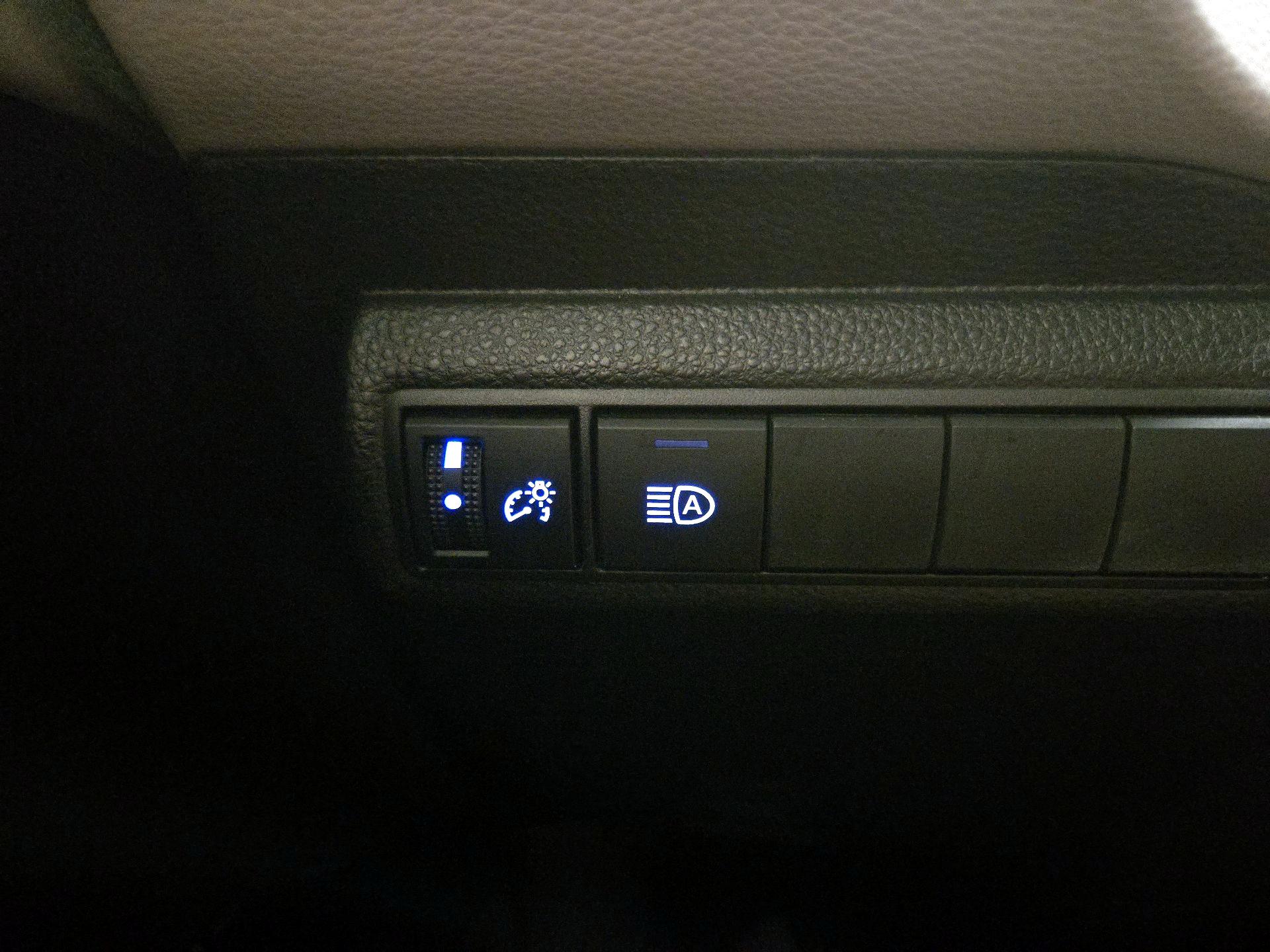 Thumbnail: 2021 Toyota Corolla - 13