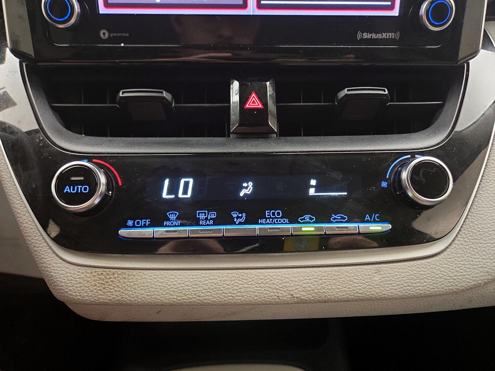 Thumbnail: 2021 Toyota Corolla - 16