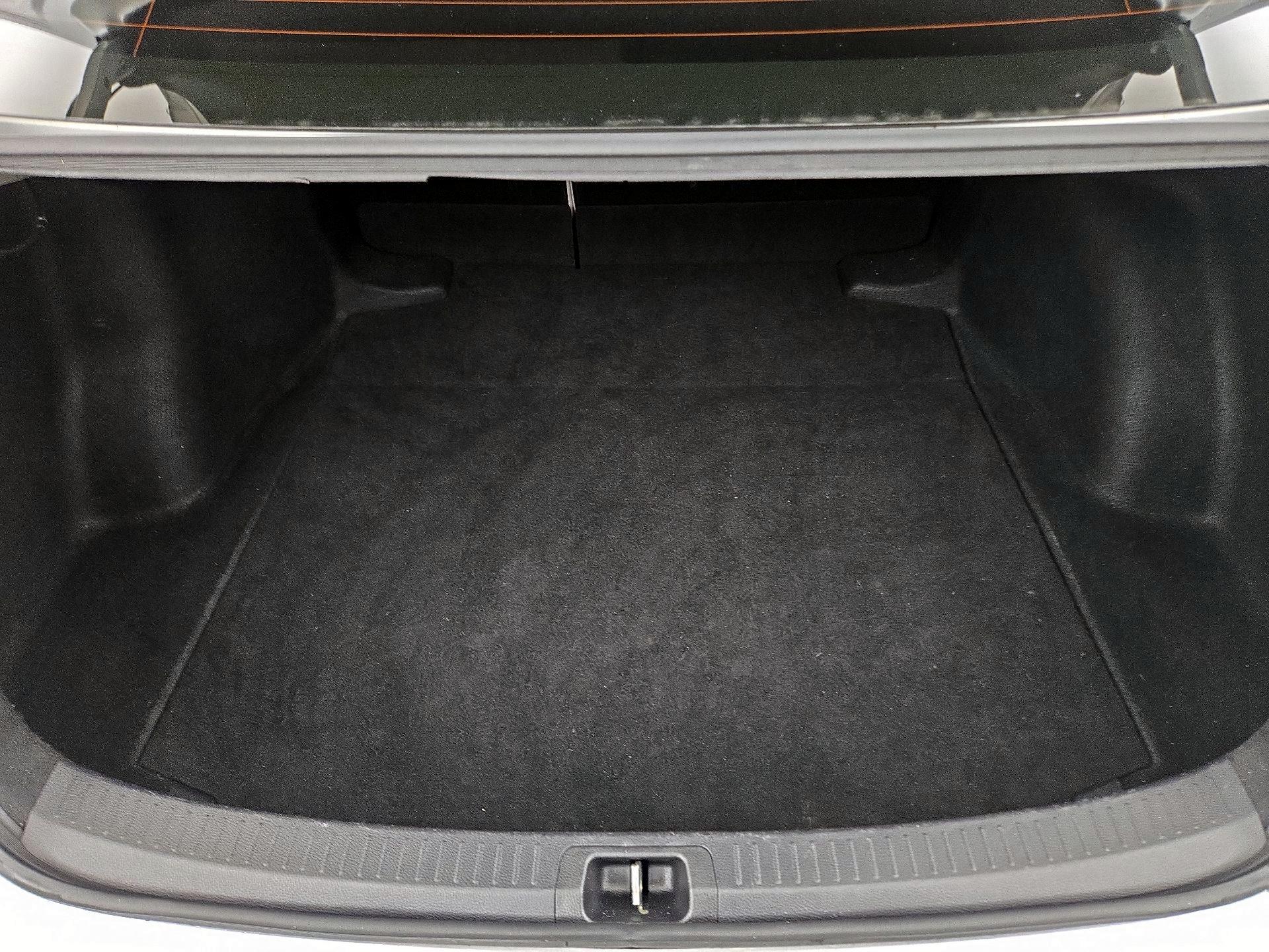 Thumbnail: 2021 Toyota Corolla - 20