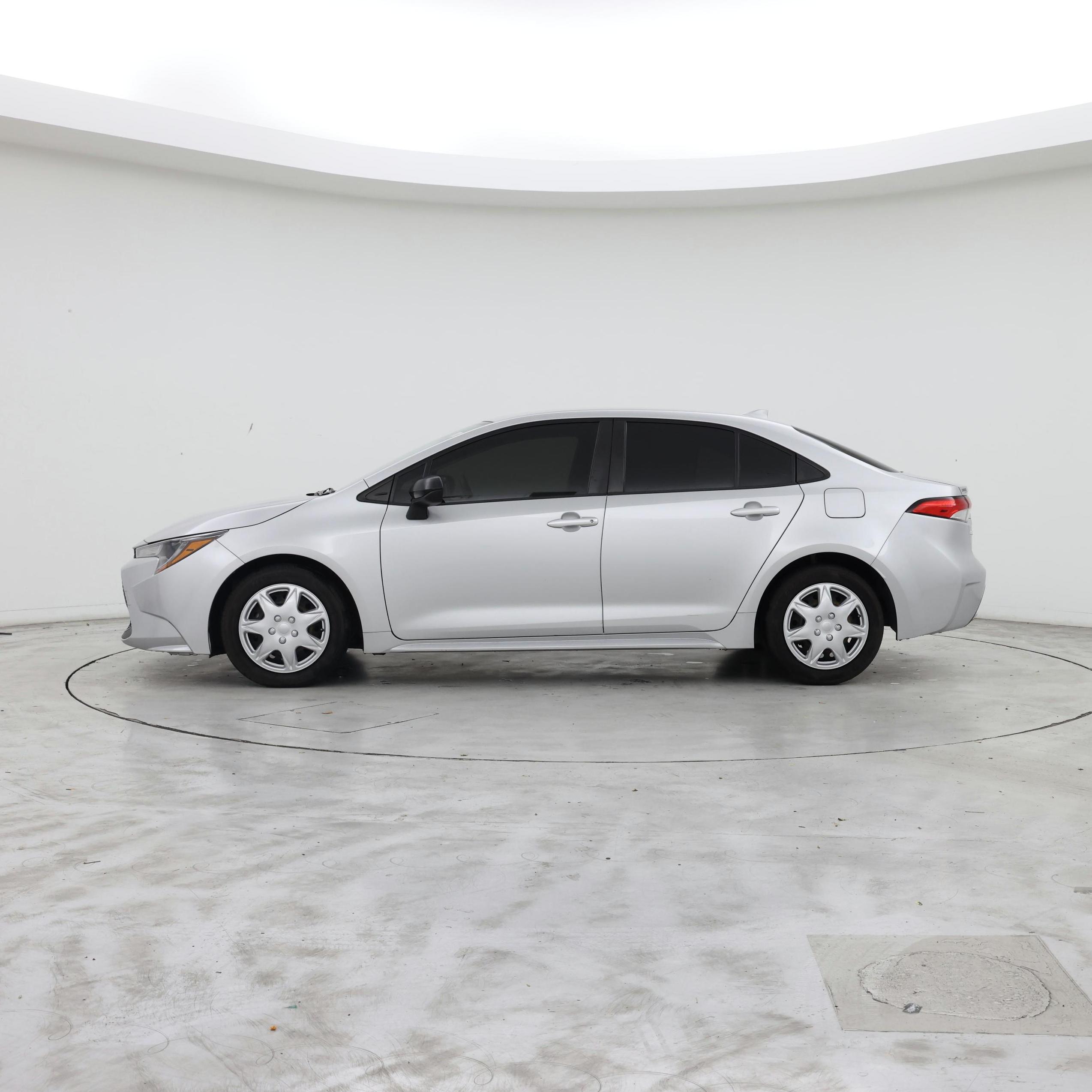 Thumbnail: 2021 Toyota Corolla - 3