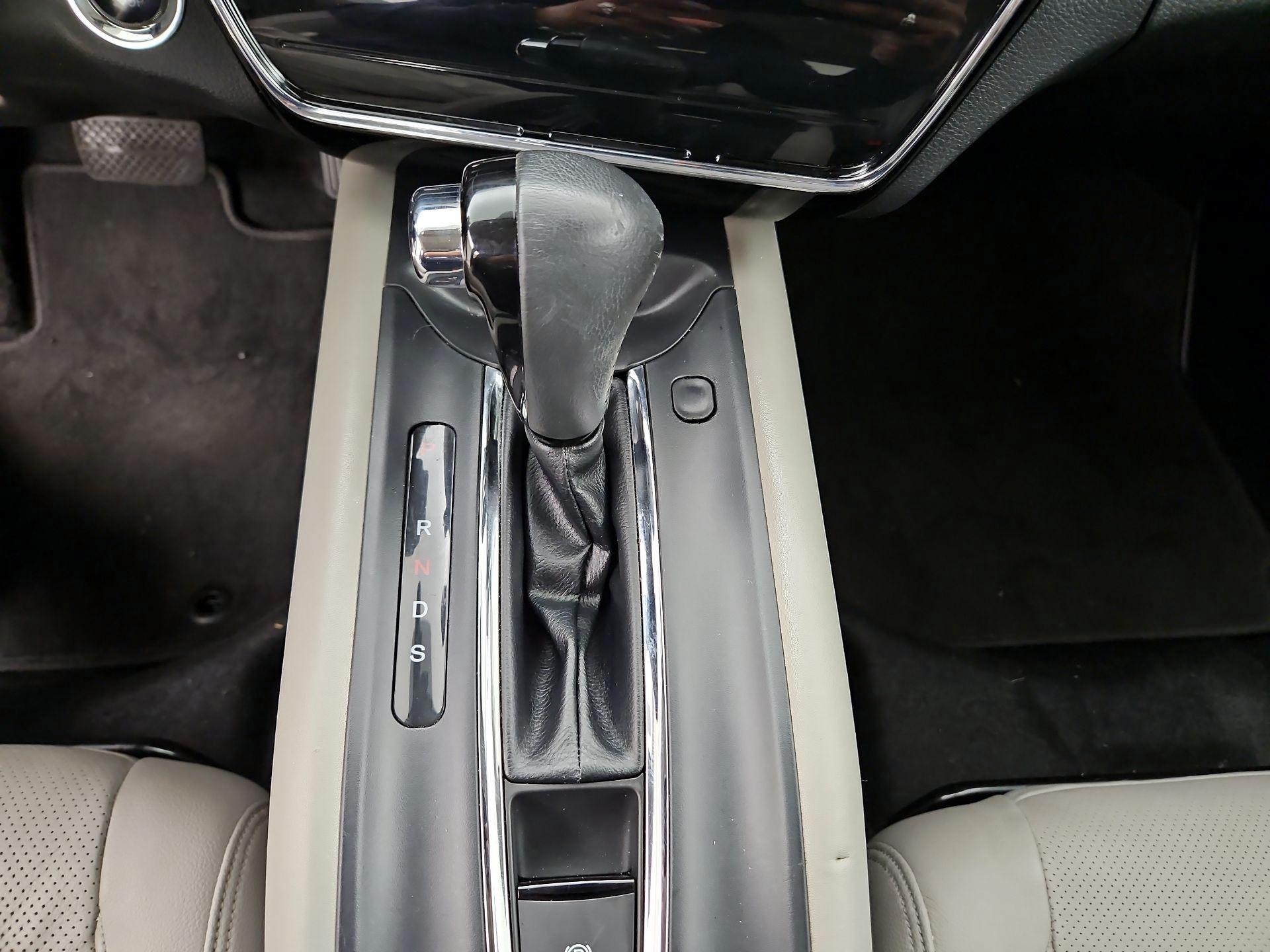 Thumbnail: 2020 Honda HR-V - 17