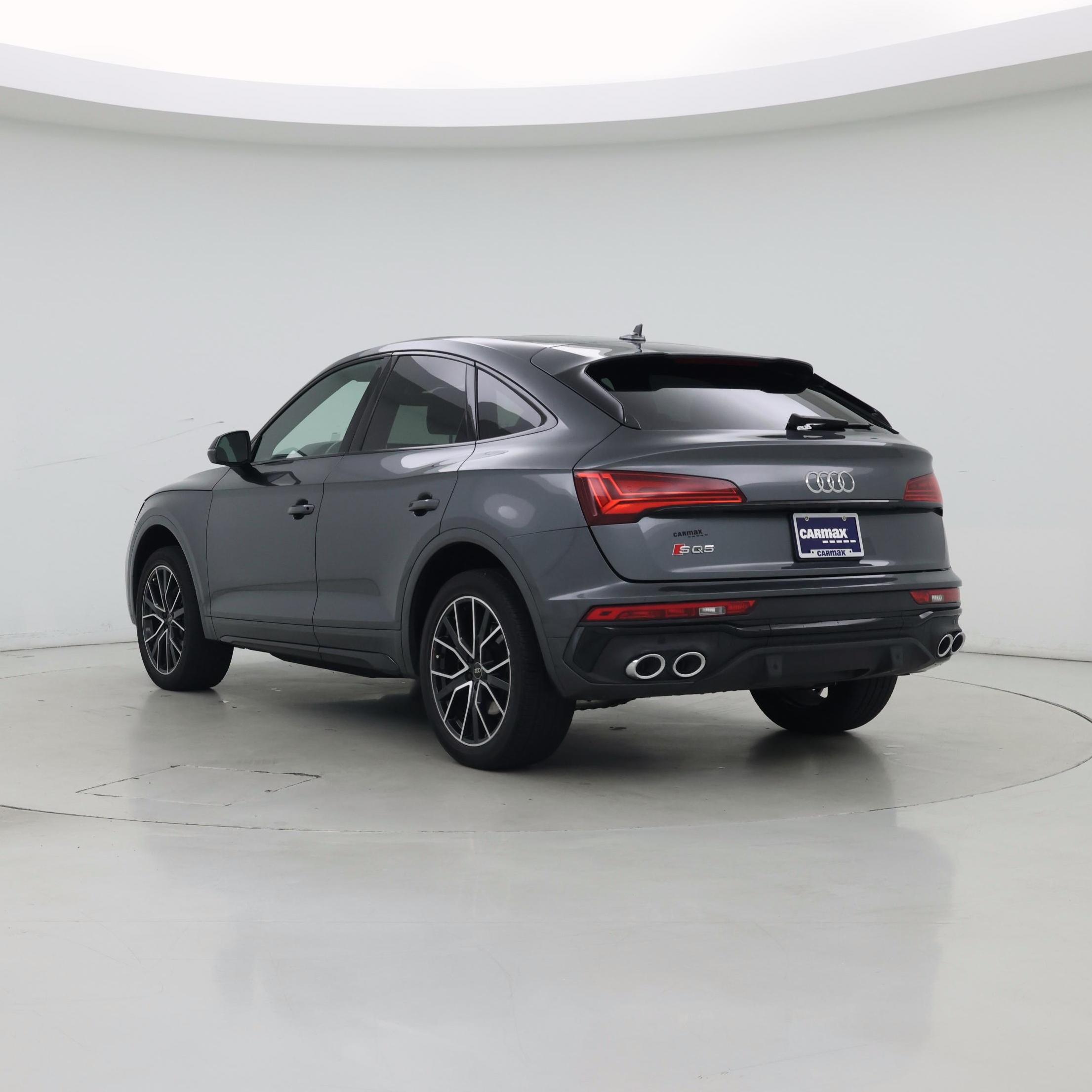 Thumbnail: 2023 Audi SQ5 - 2