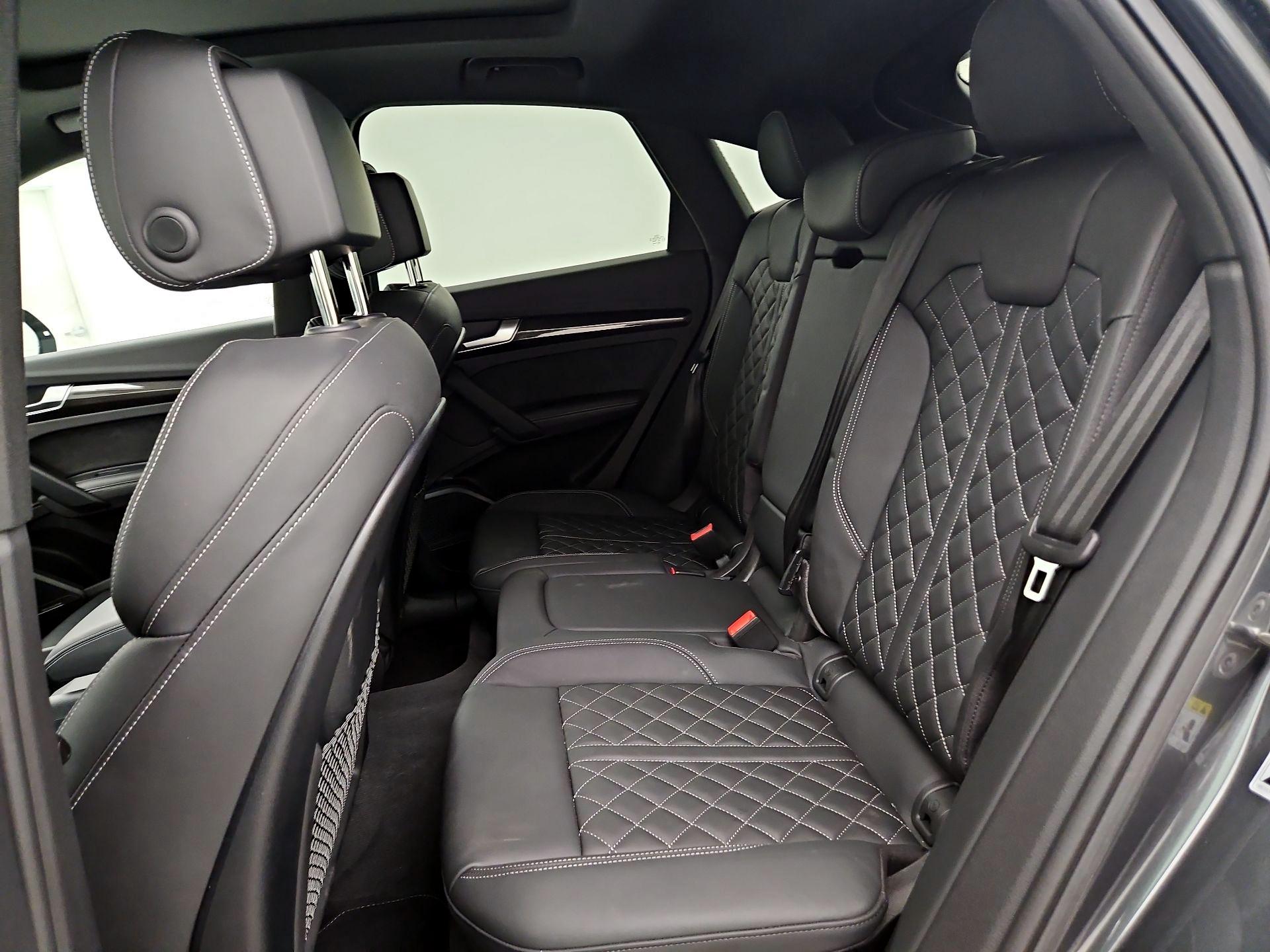 Thumbnail: 2023 Audi SQ5 - 20