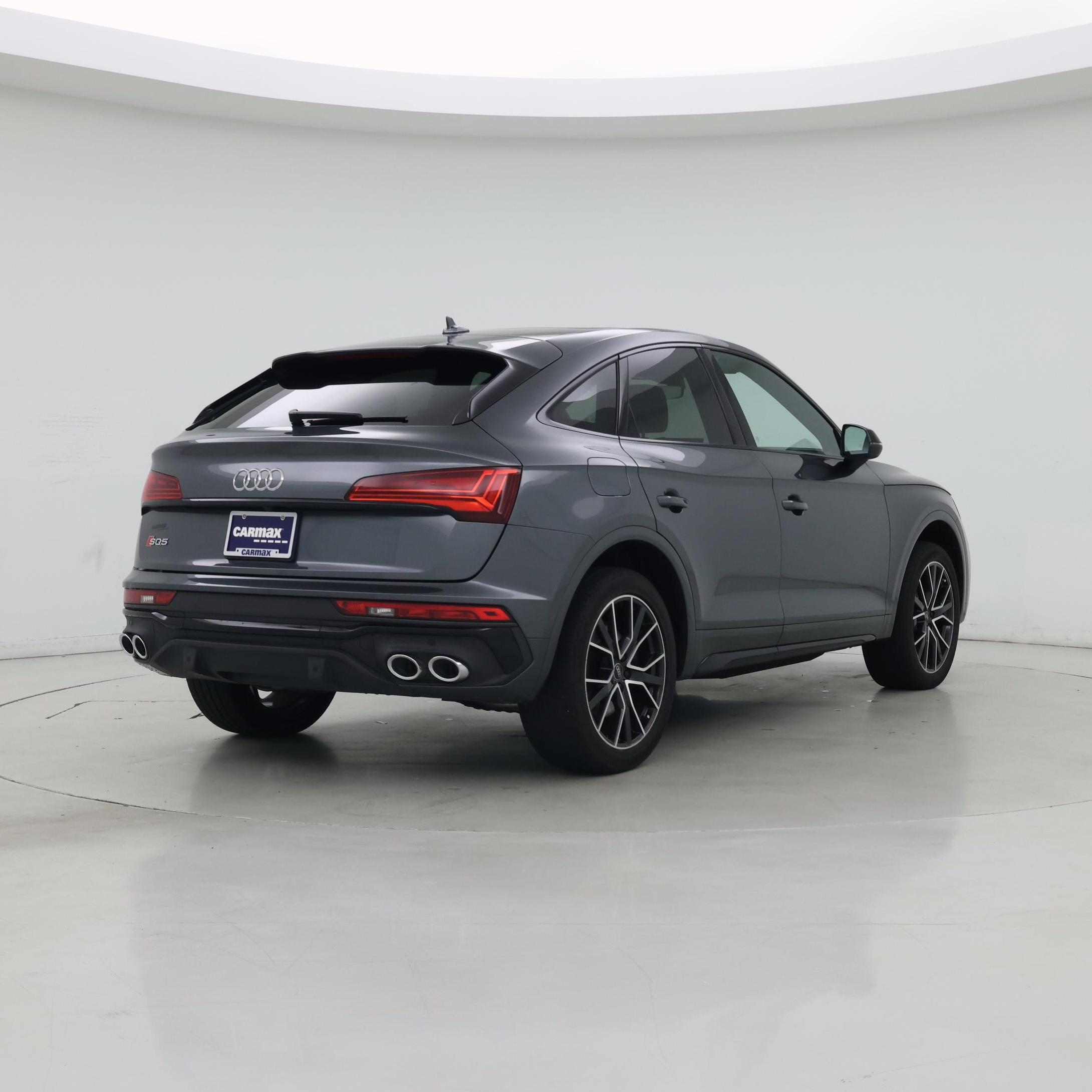 Thumbnail: 2023 Audi SQ5 - 8