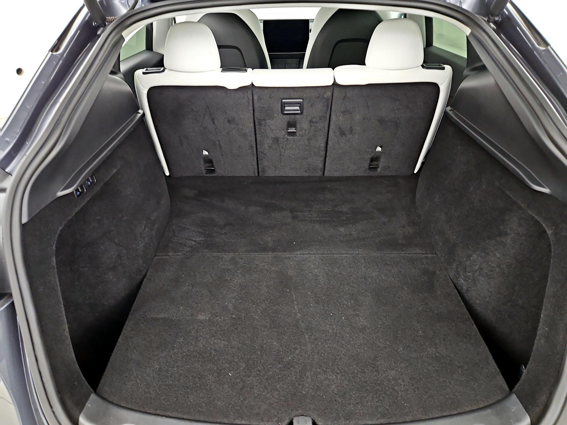 Thumbnail: 2023 Tesla Model Y - 20