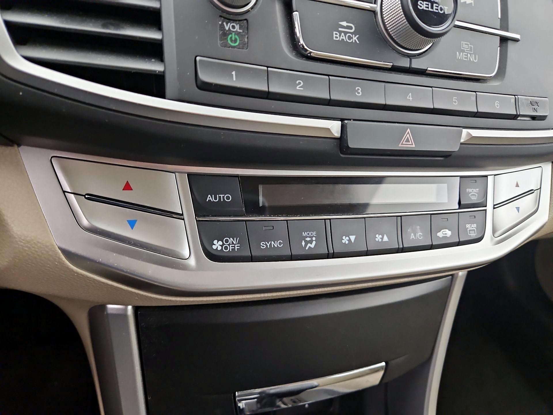 Thumbnail: 2014 Honda Accord - 16