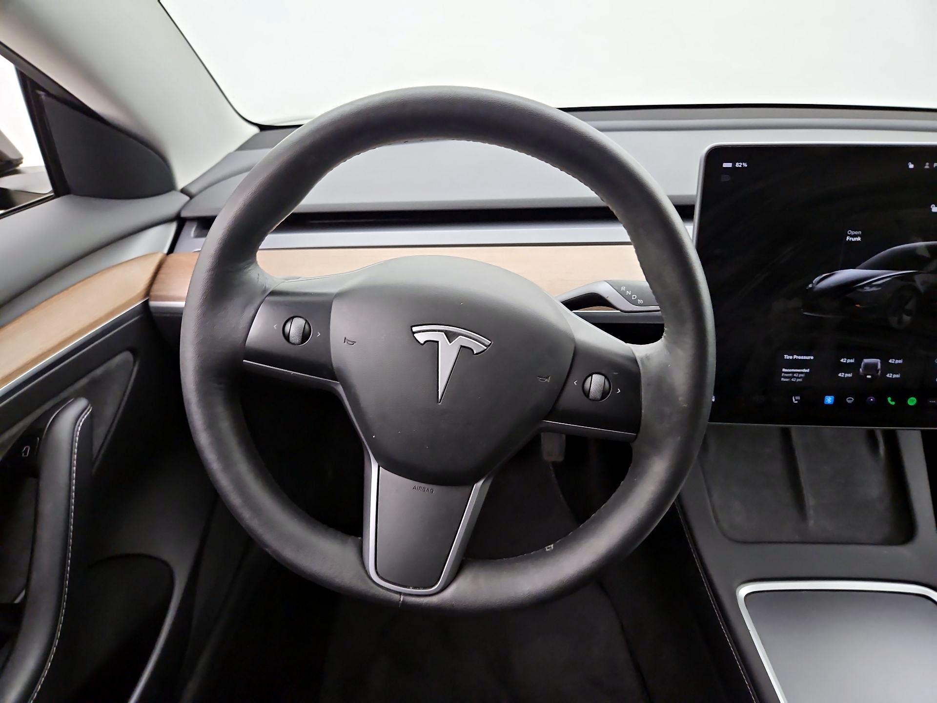 Thumbnail: 2022 Tesla Model 3 - 10