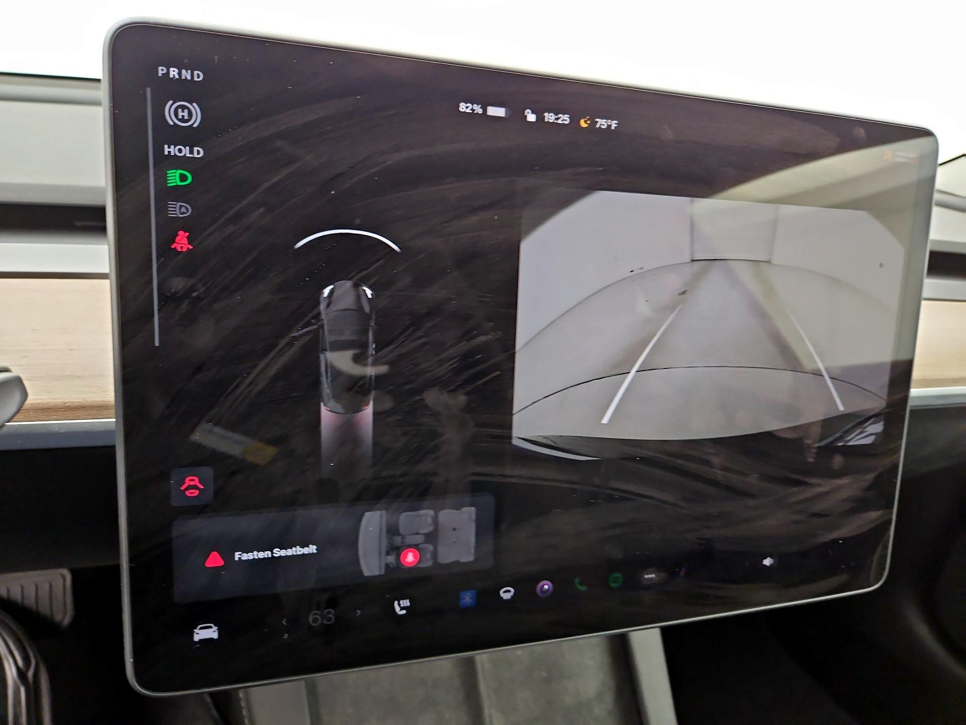 Thumbnail: 2022 Tesla Model 3 - 14