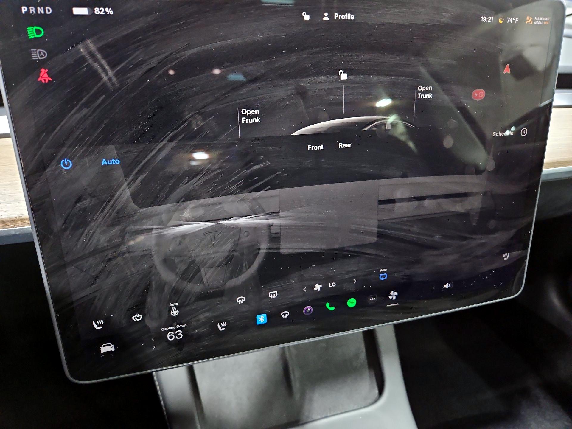 Thumbnail: 2022 Tesla Model 3 - 16