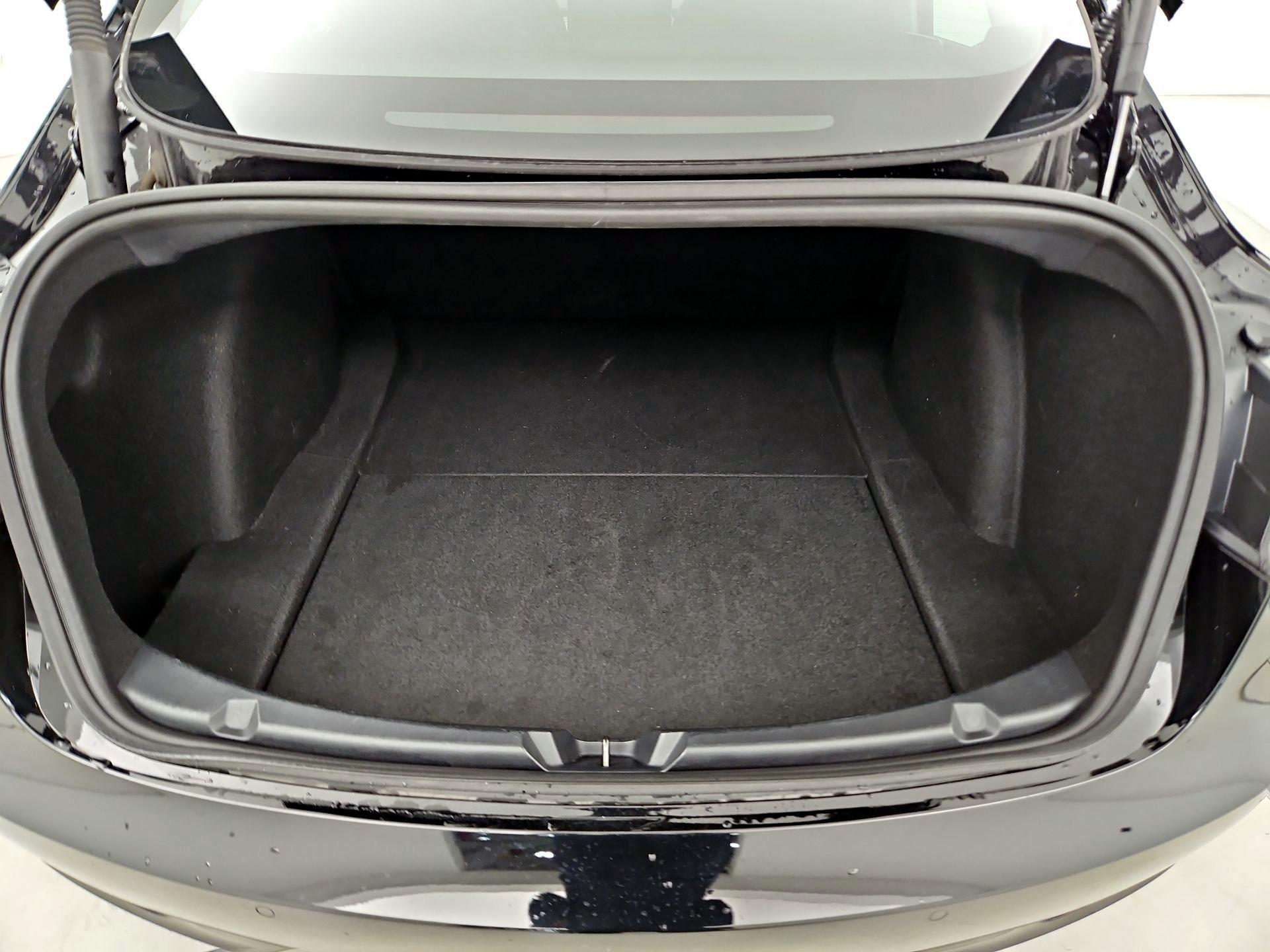 Thumbnail: 2022 Tesla Model 3 - 20