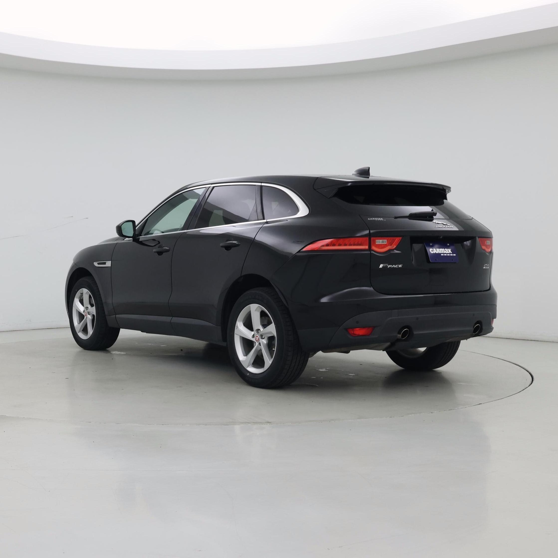 Thumbnail: 2020 Jaguar F-Pace - 2