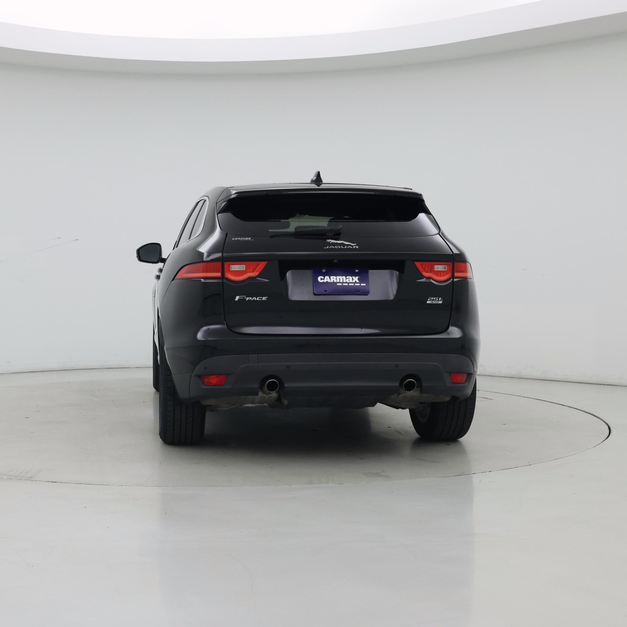 Thumbnail: 2020 Jaguar F-Pace - 6