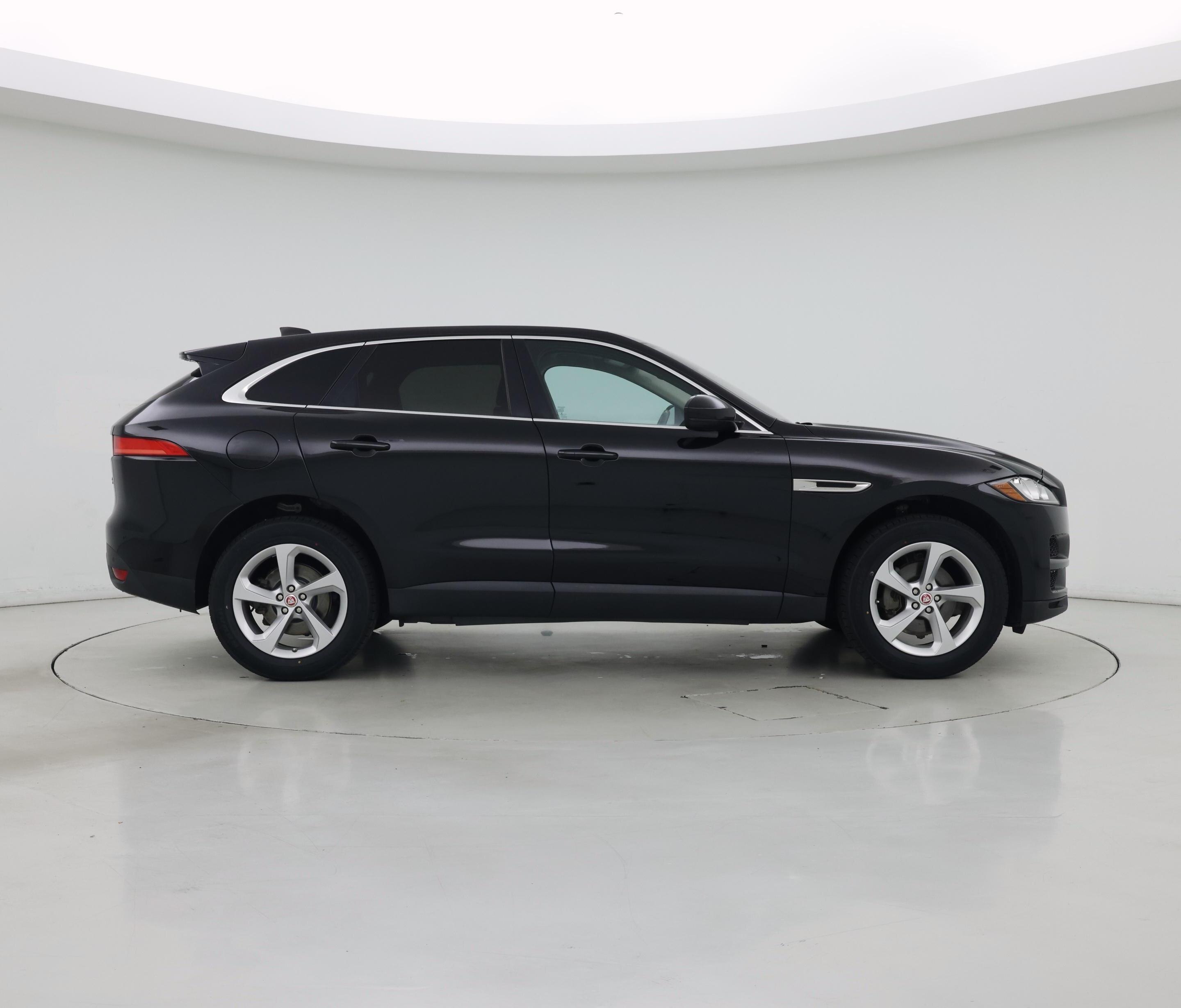 Thumbnail: 2020 Jaguar F-Pace - 7