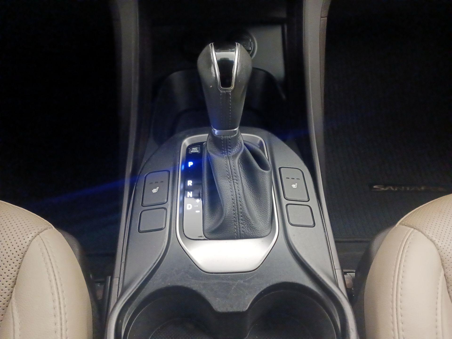 Thumbnail: 2018 Hyundai Santa Fe - 17