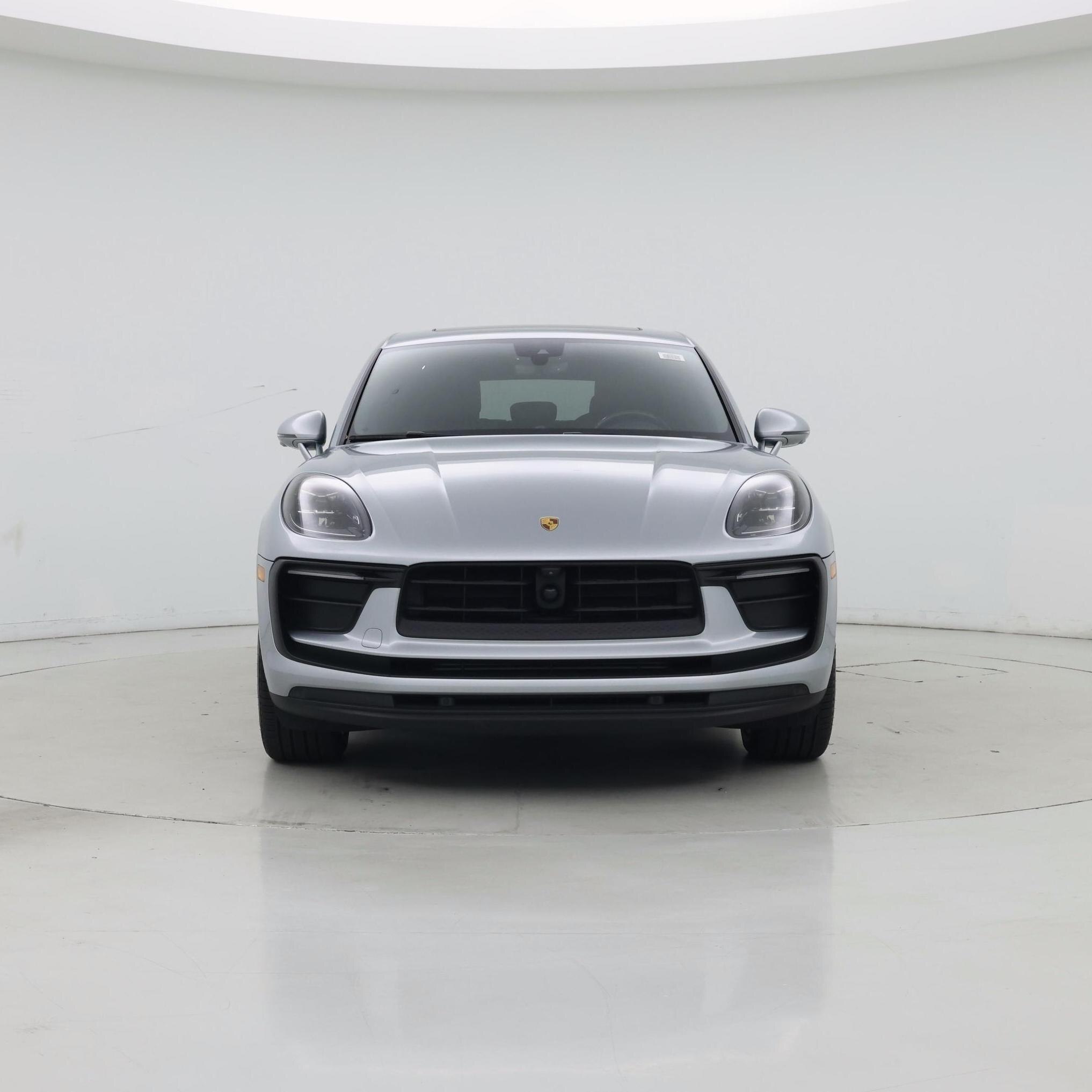 Thumbnail: 2023 Porsche Macan - 5
