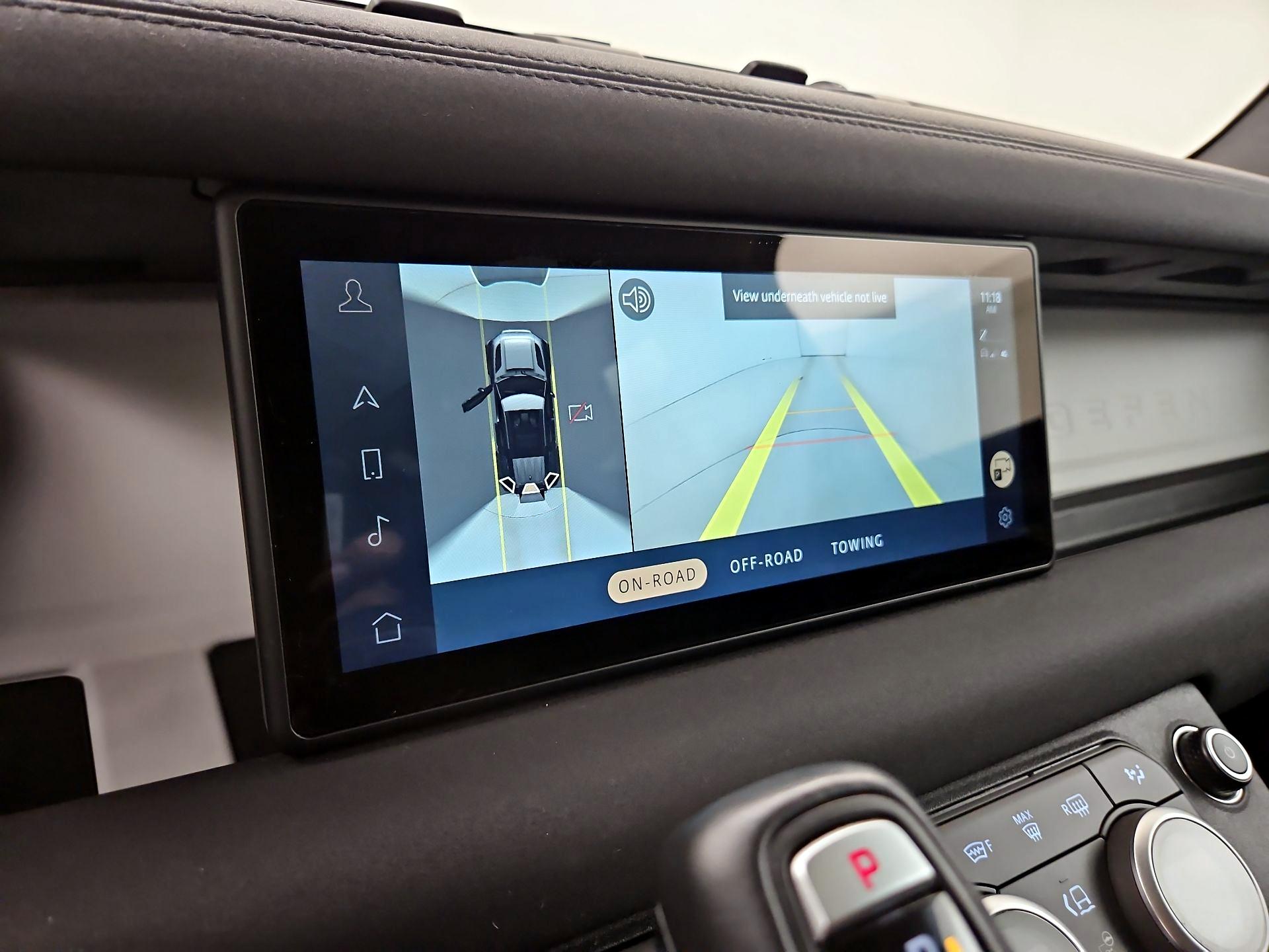 Thumbnail: 2022 Land Rover Defender - 15