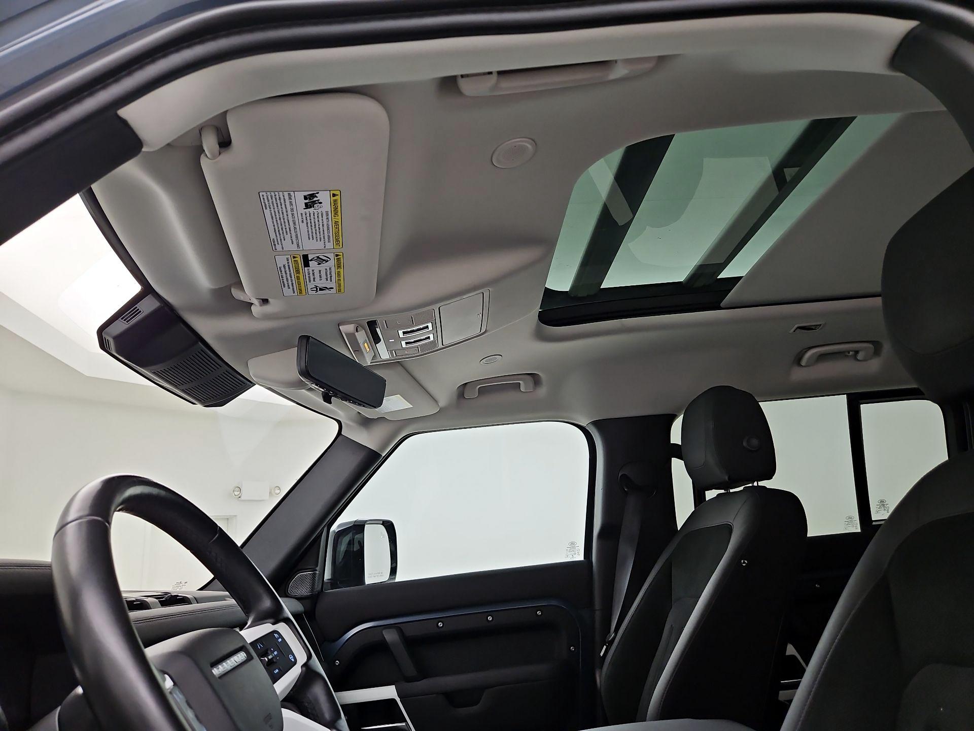 Thumbnail: 2022 Land Rover Defender - 20