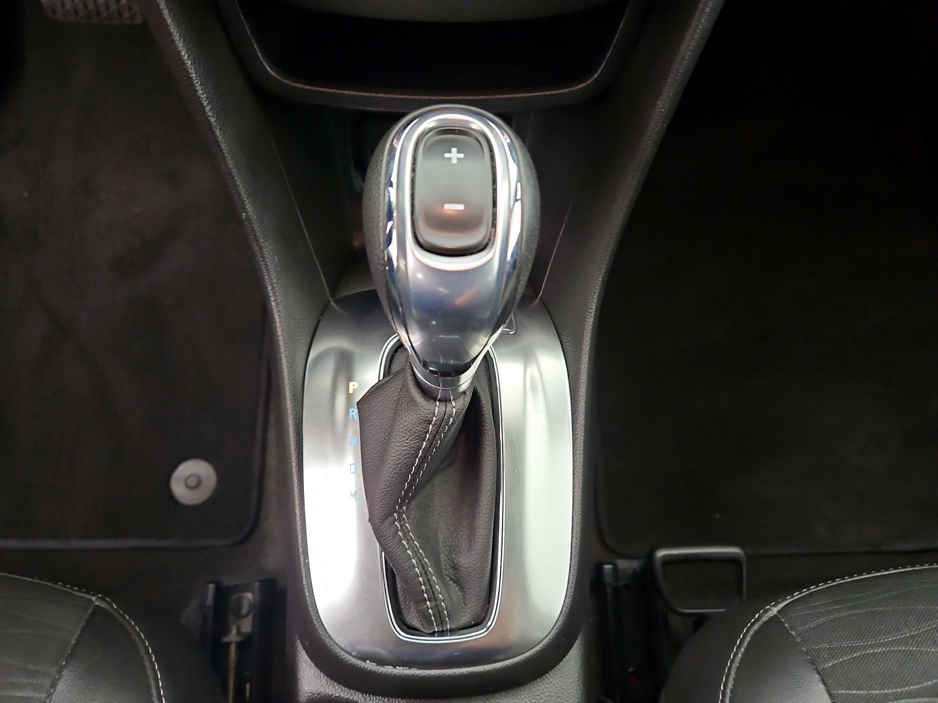 Thumbnail: 2016 Buick Encore - 17