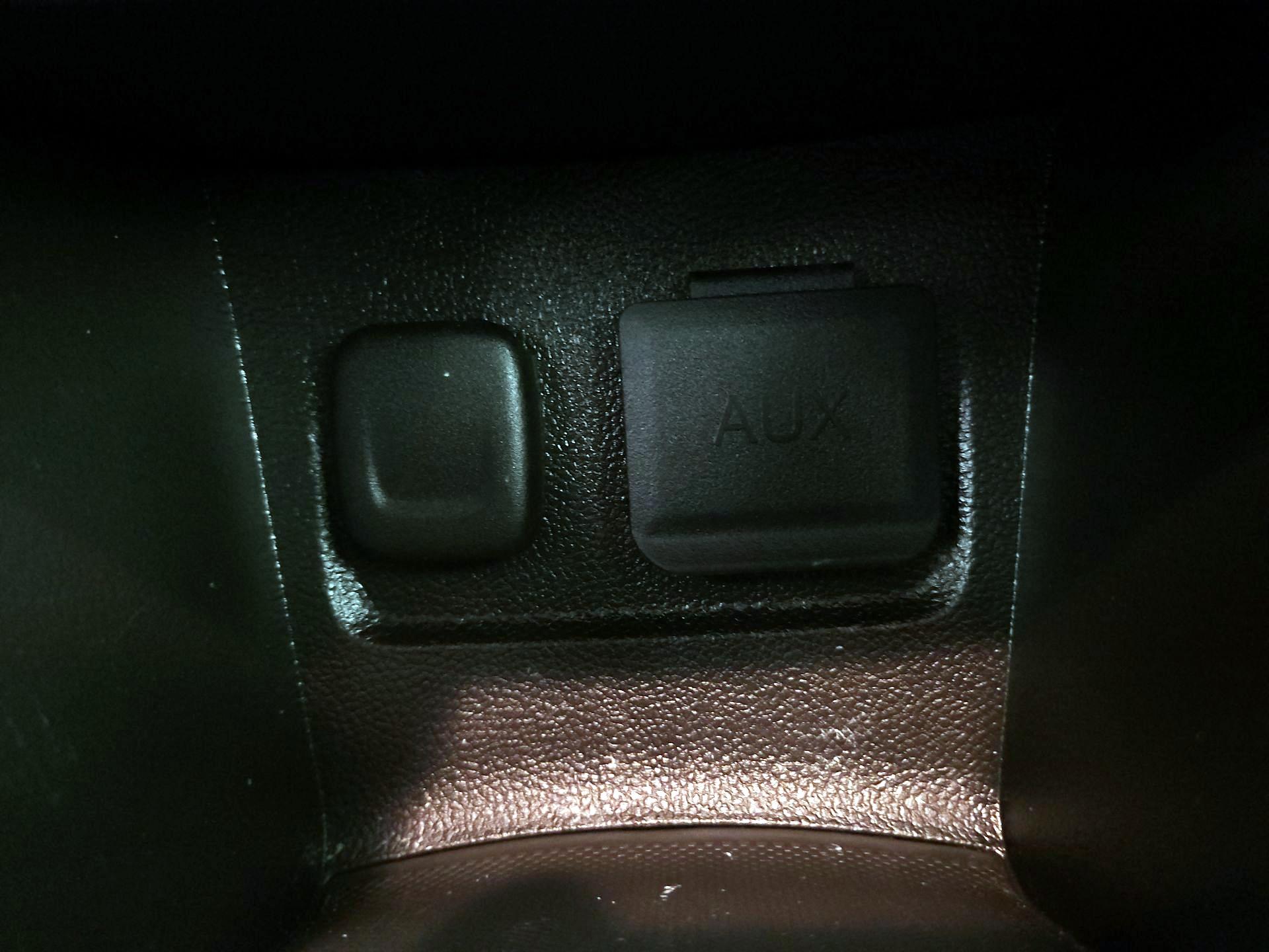 Thumbnail: 2016 Buick Encore - 18