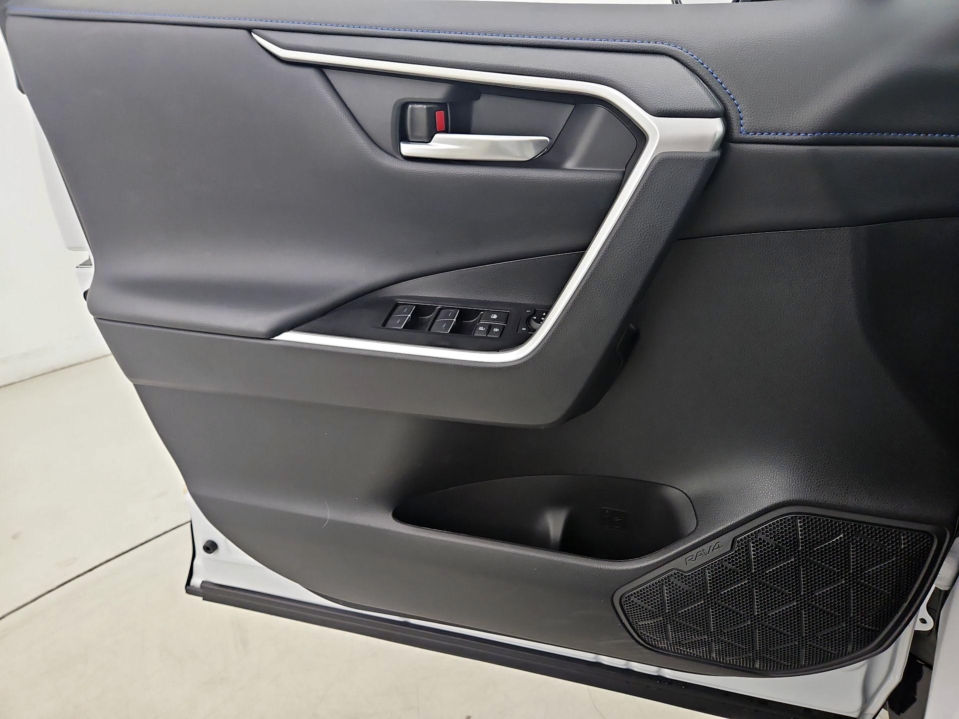 Thumbnail: 2024 Toyota RAV4 - 12