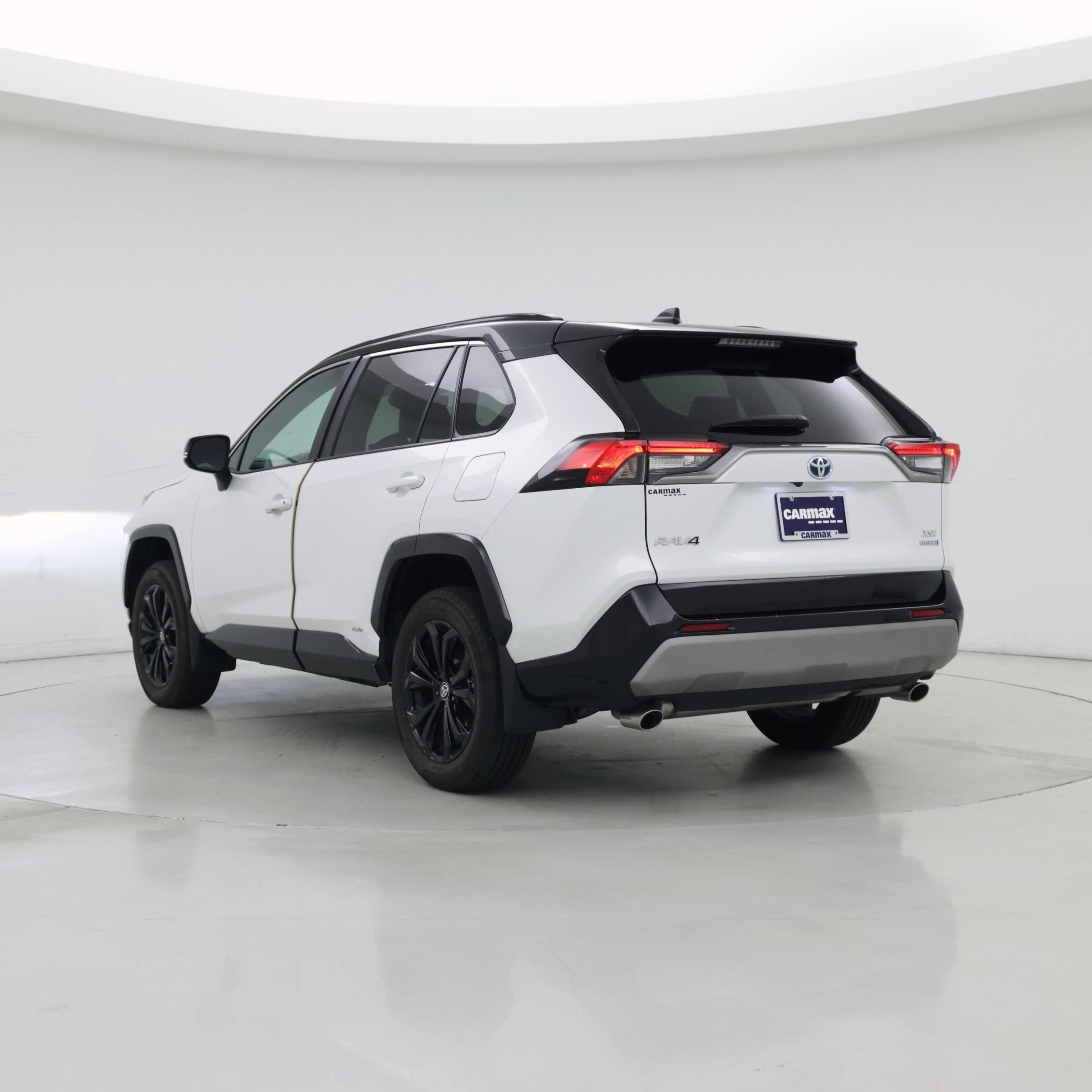 Thumbnail: 2024 Toyota RAV4 - 2