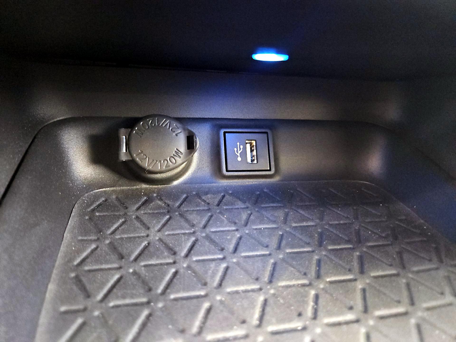 Thumbnail: 2024 Toyota RAV4 - 19