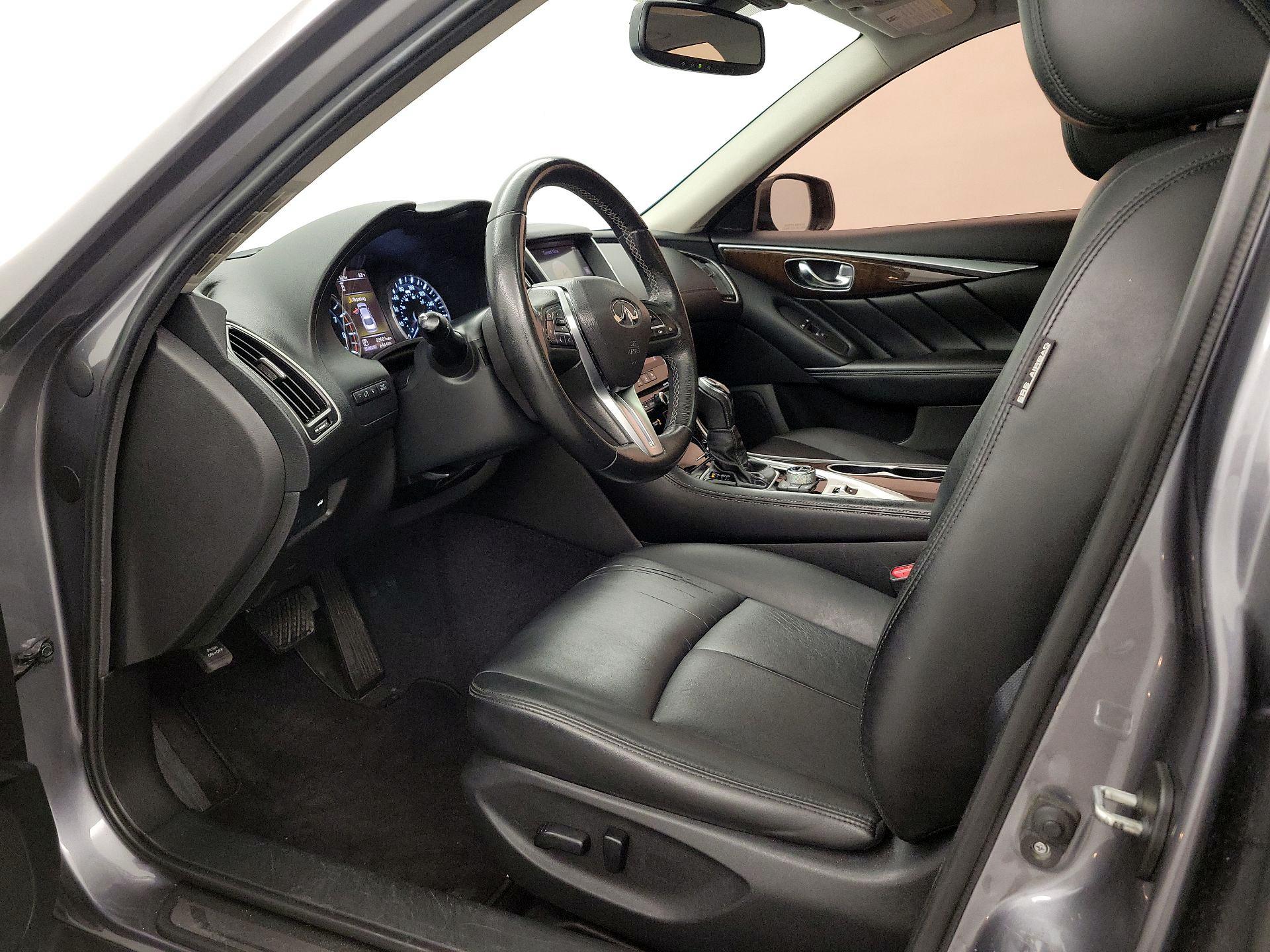 Thumbnail: 2019 INFINITI Q50 - 11