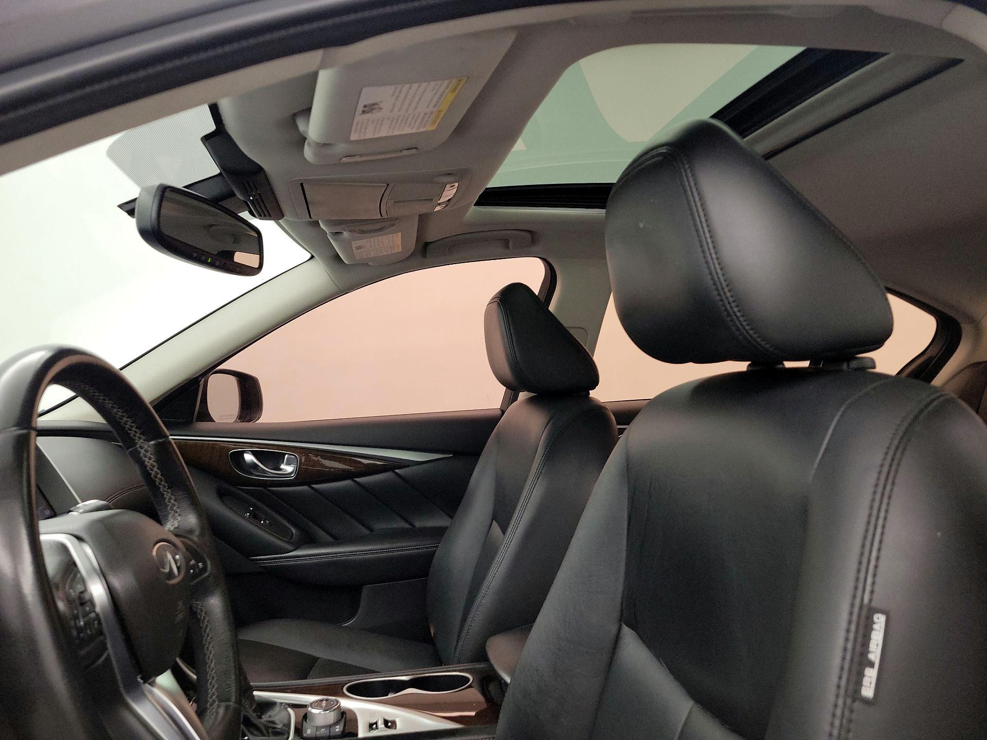 Thumbnail: 2019 INFINITI Q50 - 19