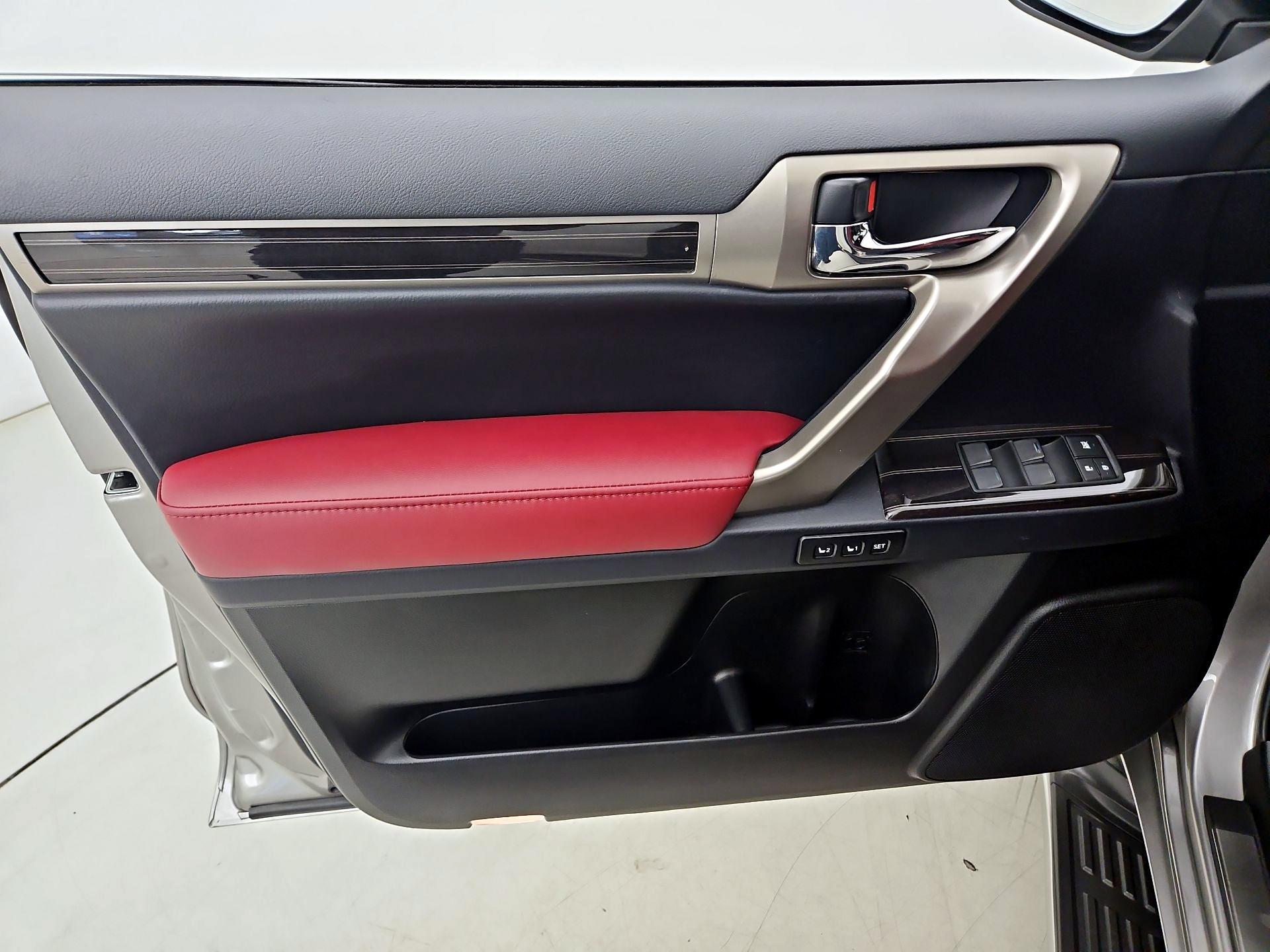 Thumbnail: 2021 Lexus GX - 12