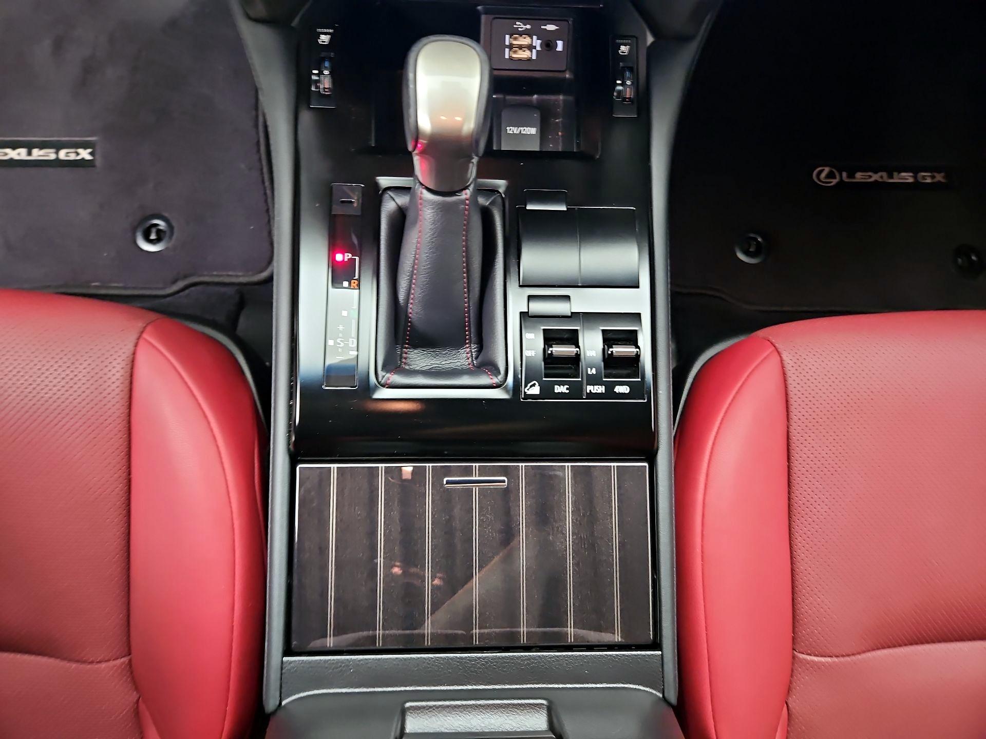 Thumbnail: 2021 Lexus GX - 18