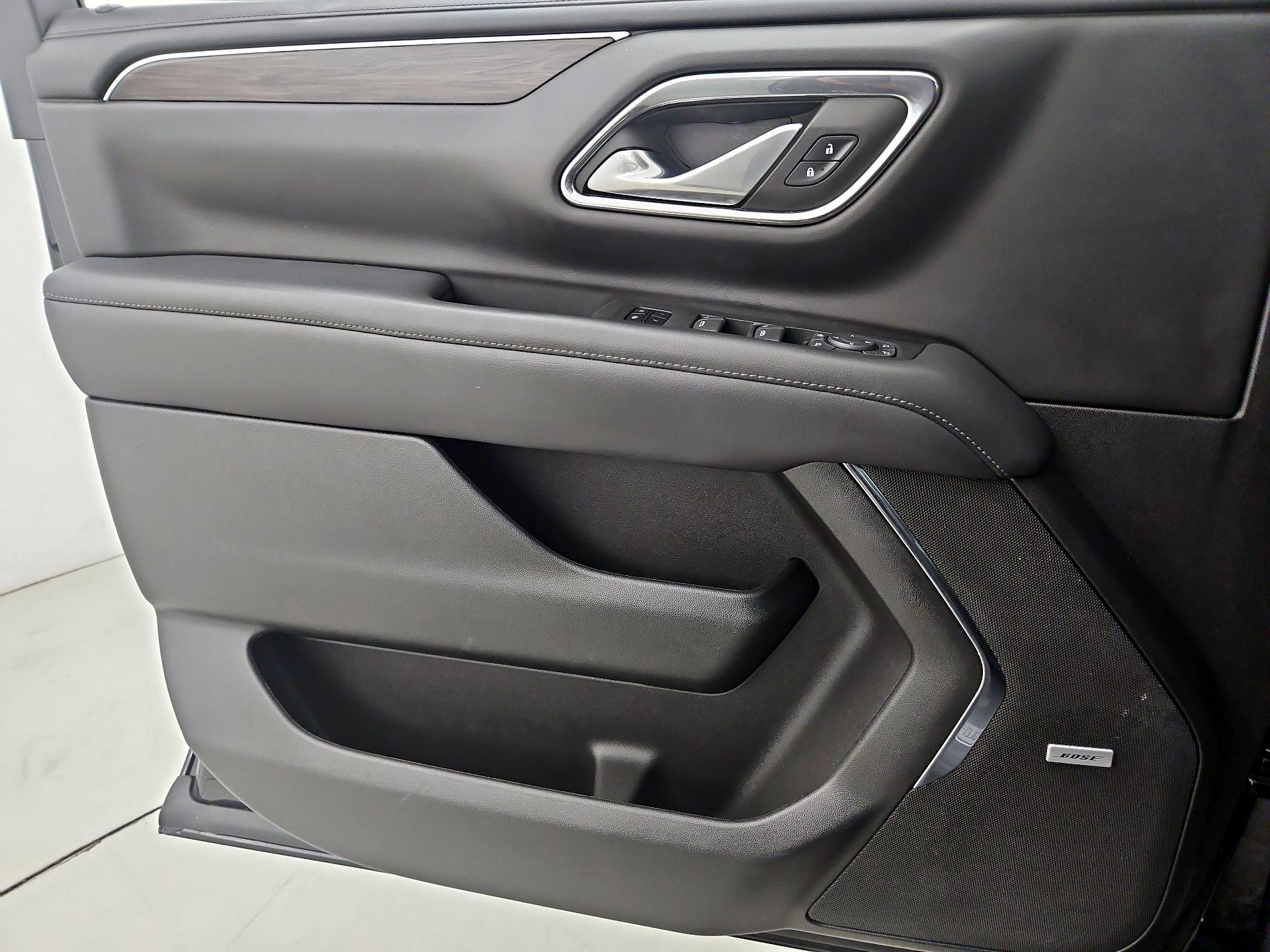 Thumbnail: 2022 Chevrolet Suburban - 12