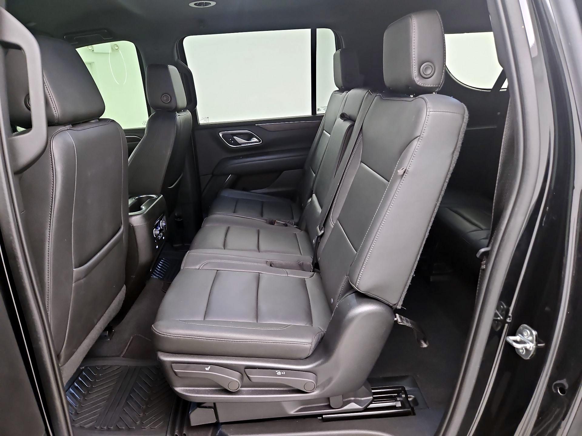 Thumbnail: 2022 Chevrolet Suburban - 19