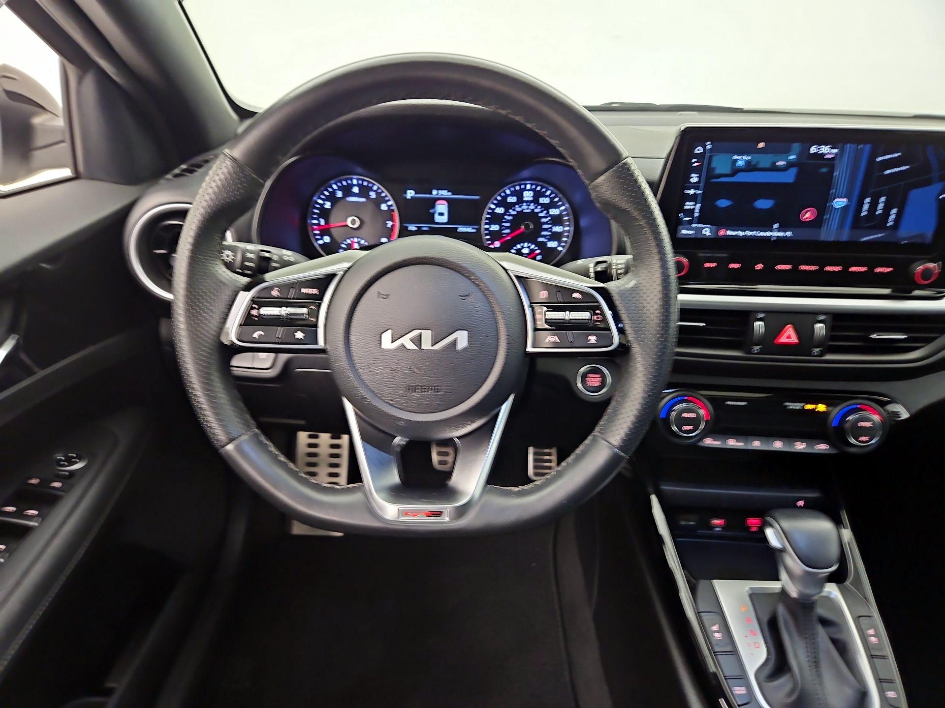 Thumbnail: 2023 Kia Forte - 10