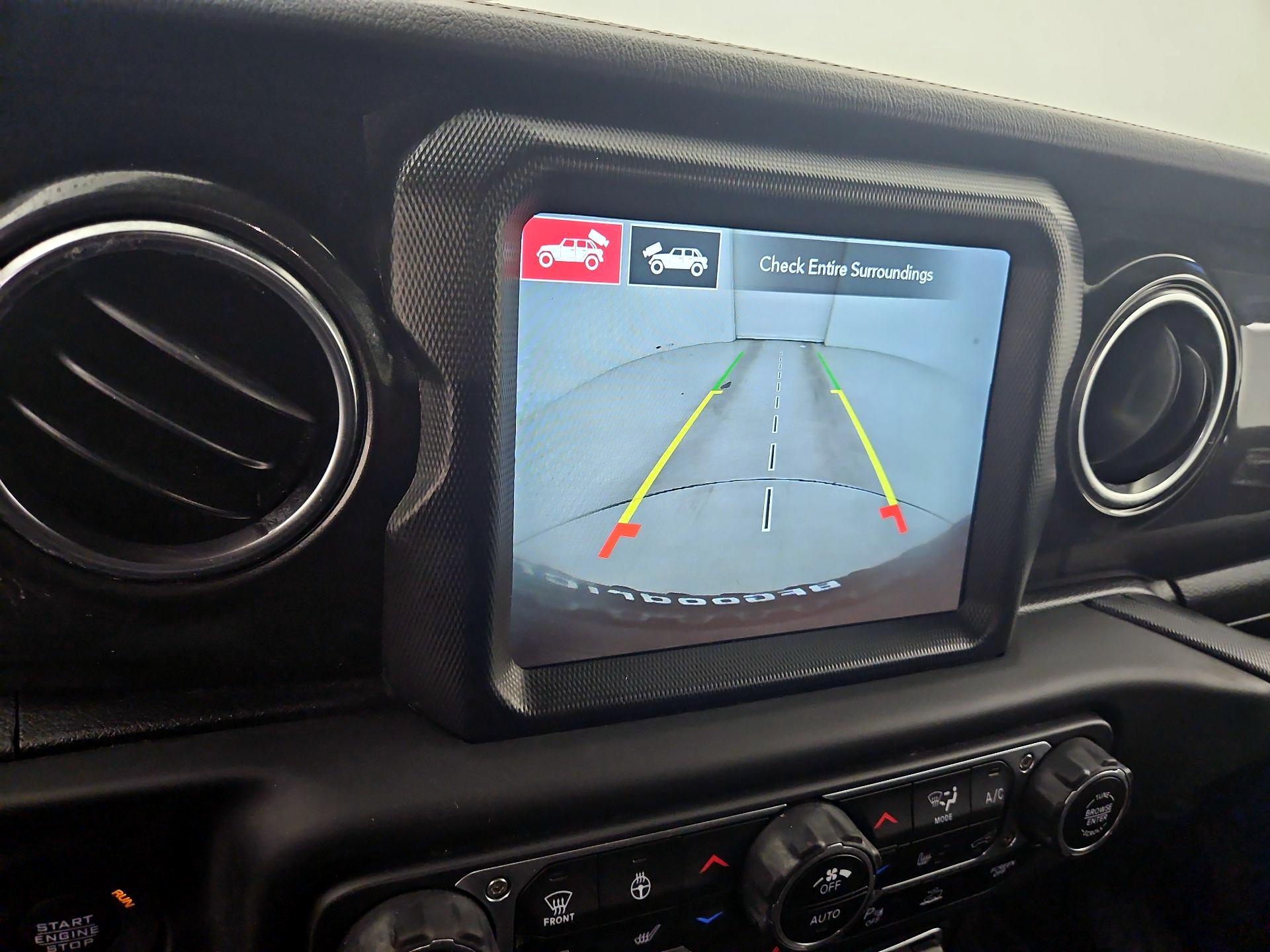 Thumbnail: 2021 Jeep Wrangler - 15