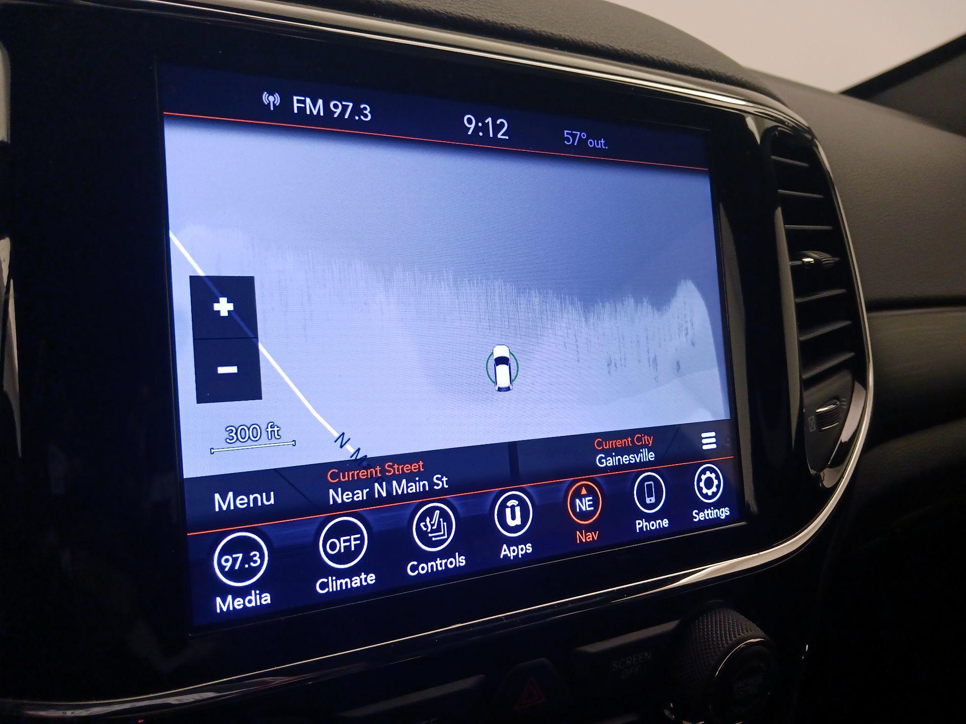 Thumbnail: 2021 Jeep Grand Cherokee - 14