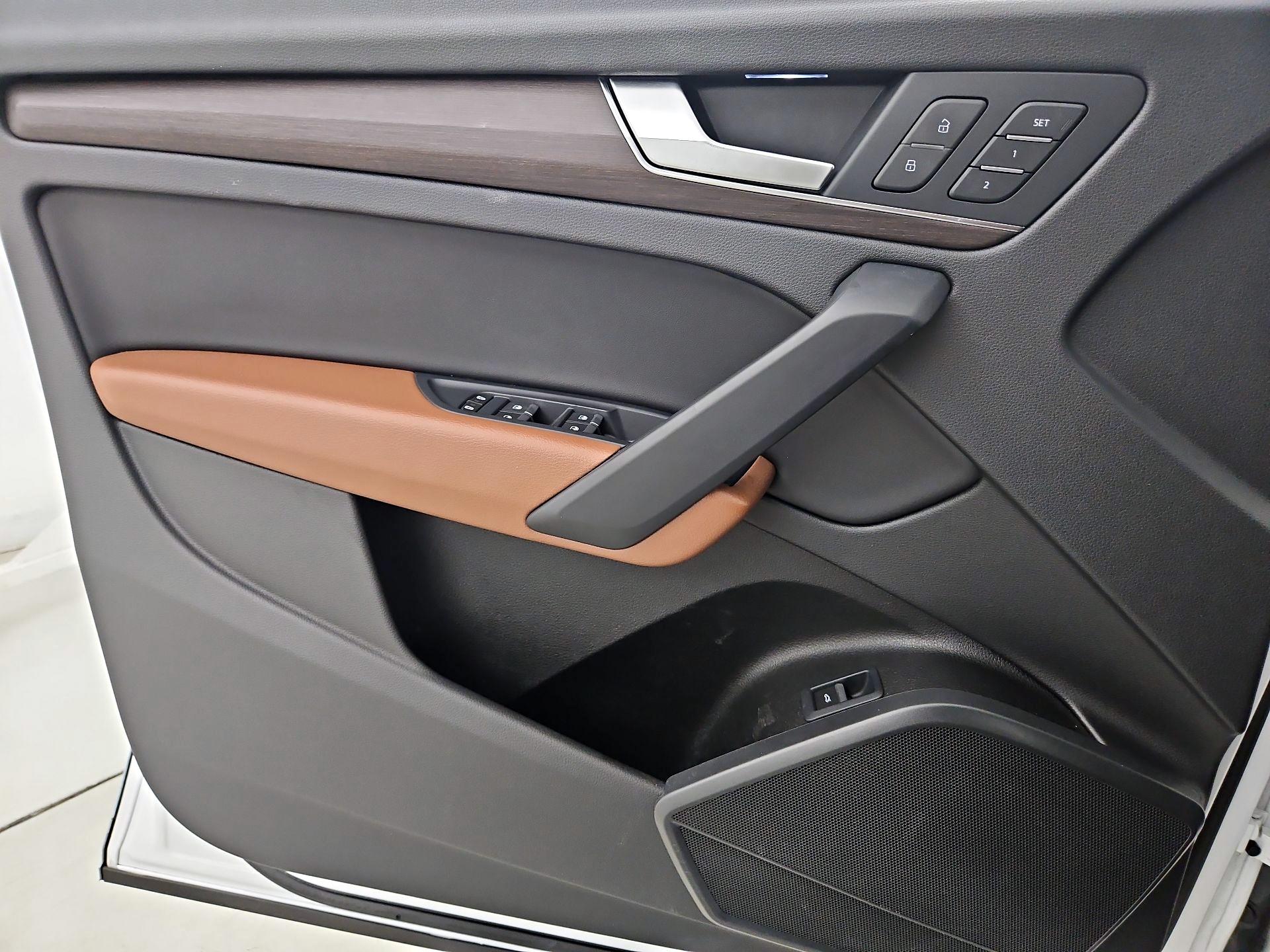 Thumbnail: 2024 Audi Q5 - 12