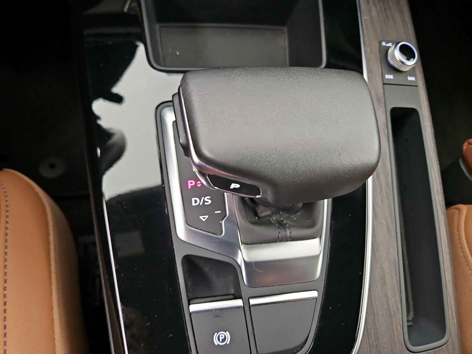 Thumbnail: 2024 Audi Q5 - 17