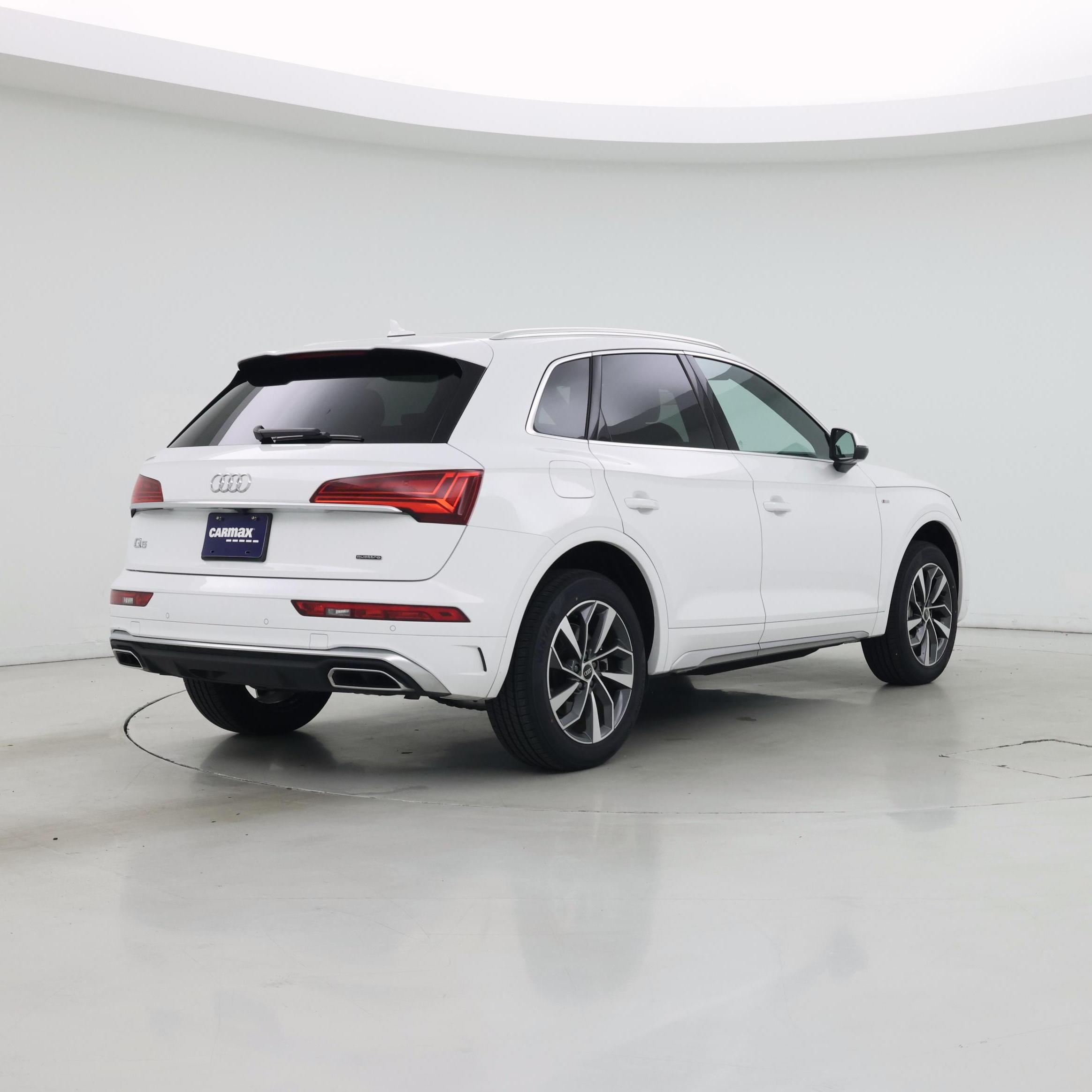 Thumbnail: 2024 Audi Q5 - 8