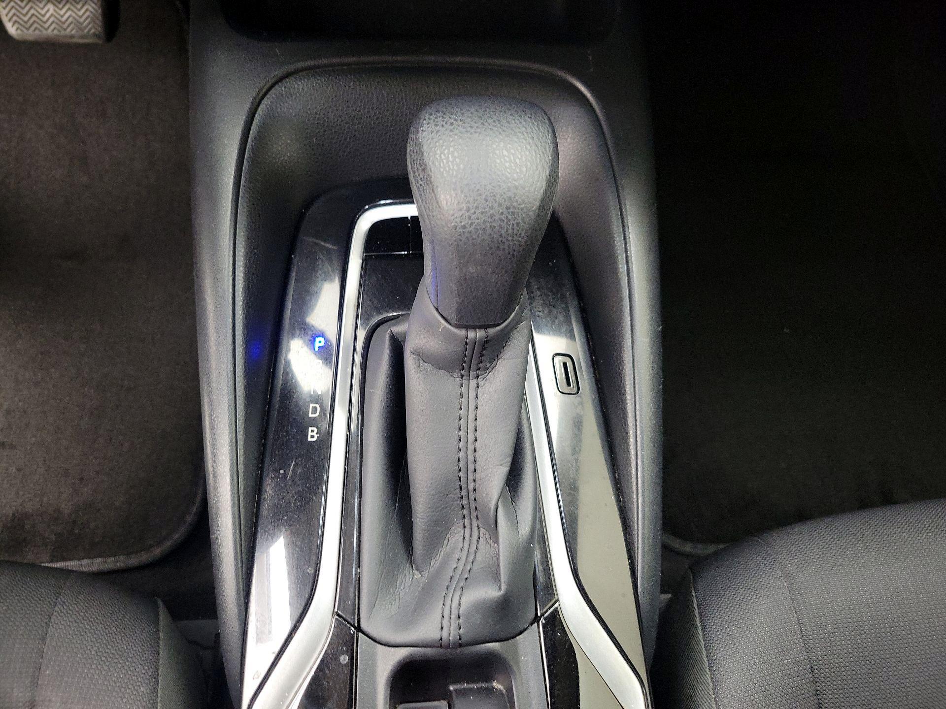 Thumbnail: 2021 Toyota Corolla - 17