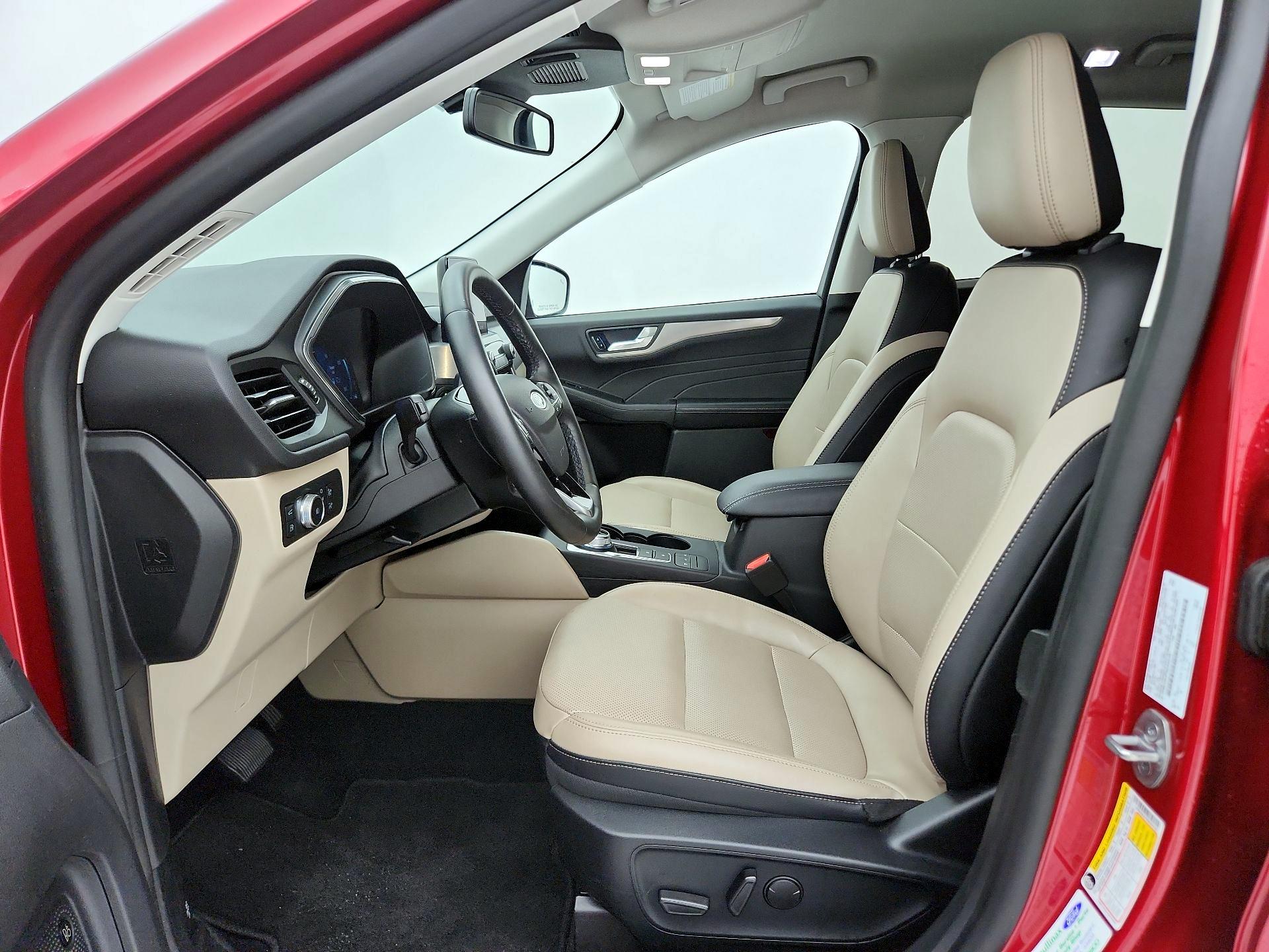 Thumbnail: 2022 Ford Escape - 11