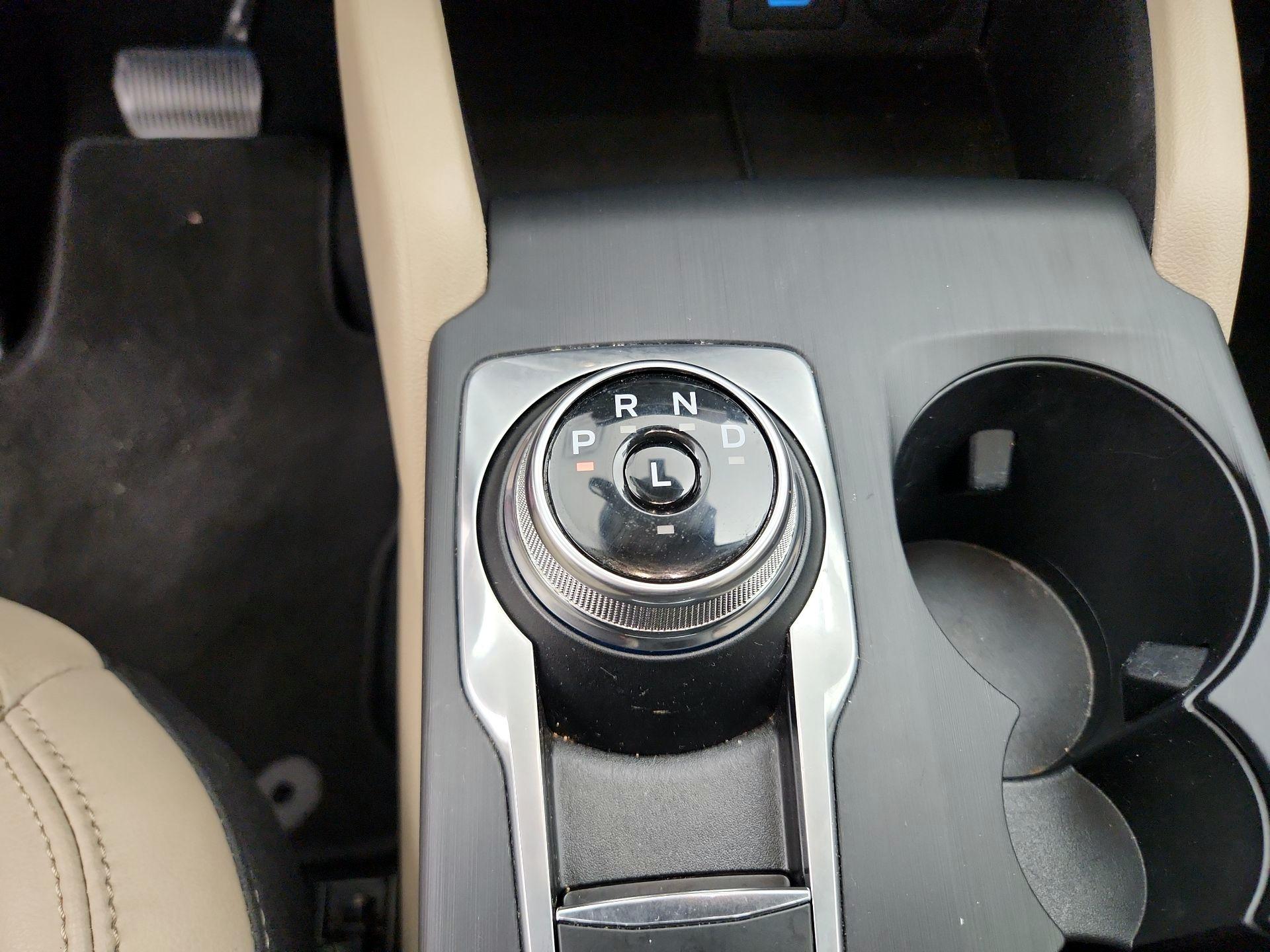 Thumbnail: 2022 Ford Escape - 18