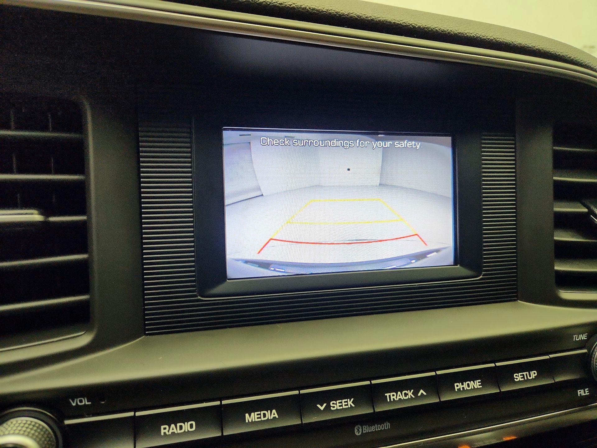 Thumbnail: 2020 Hyundai Elantra - 14