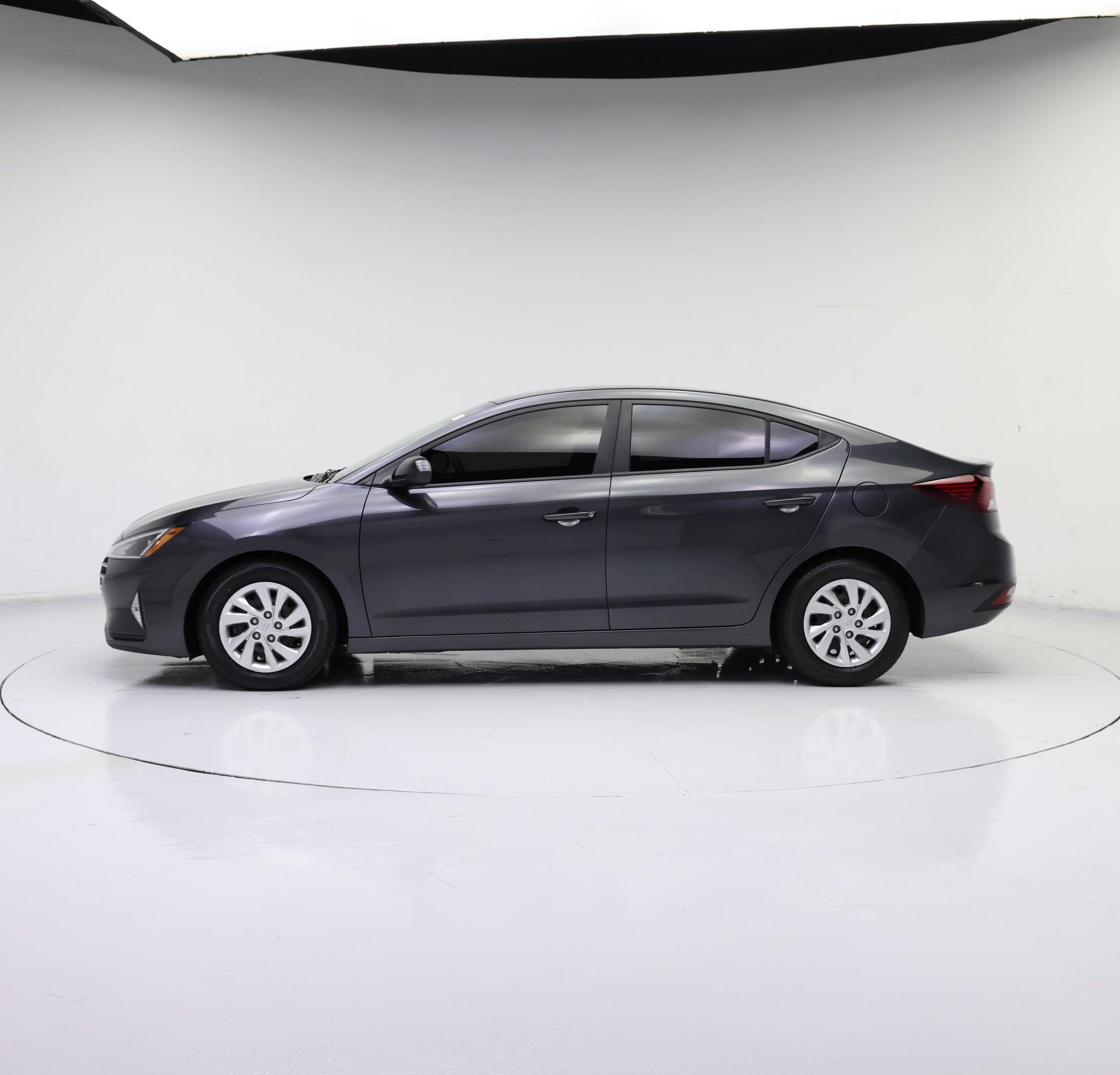 Thumbnail: 2020 Hyundai Elantra - 3