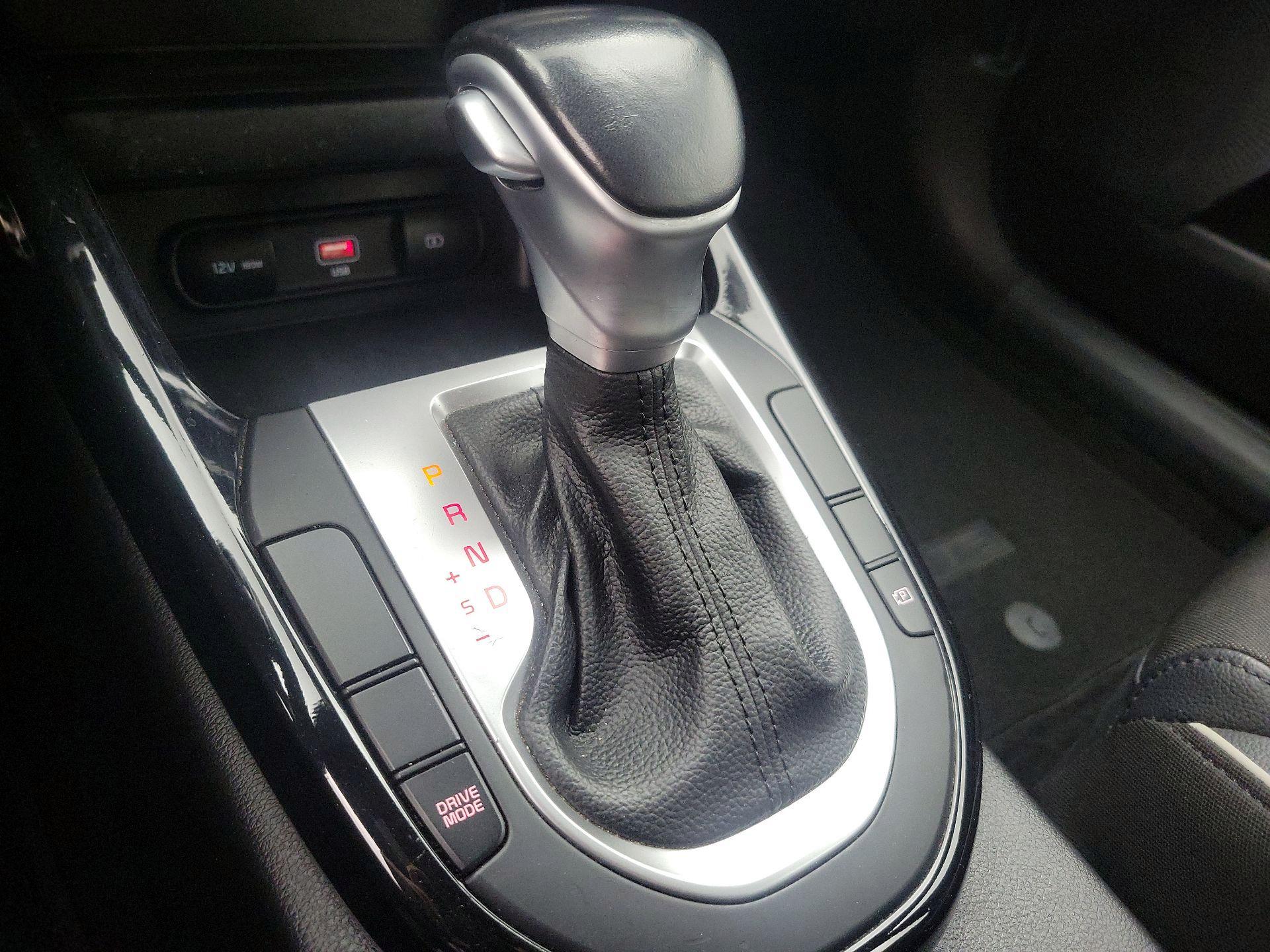 Thumbnail: 2023 Kia Forte - 17